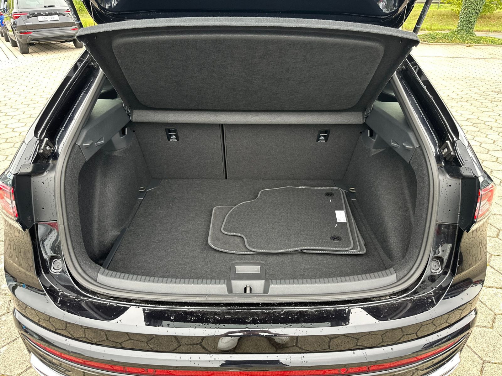 Volkswagen - Taigo_21