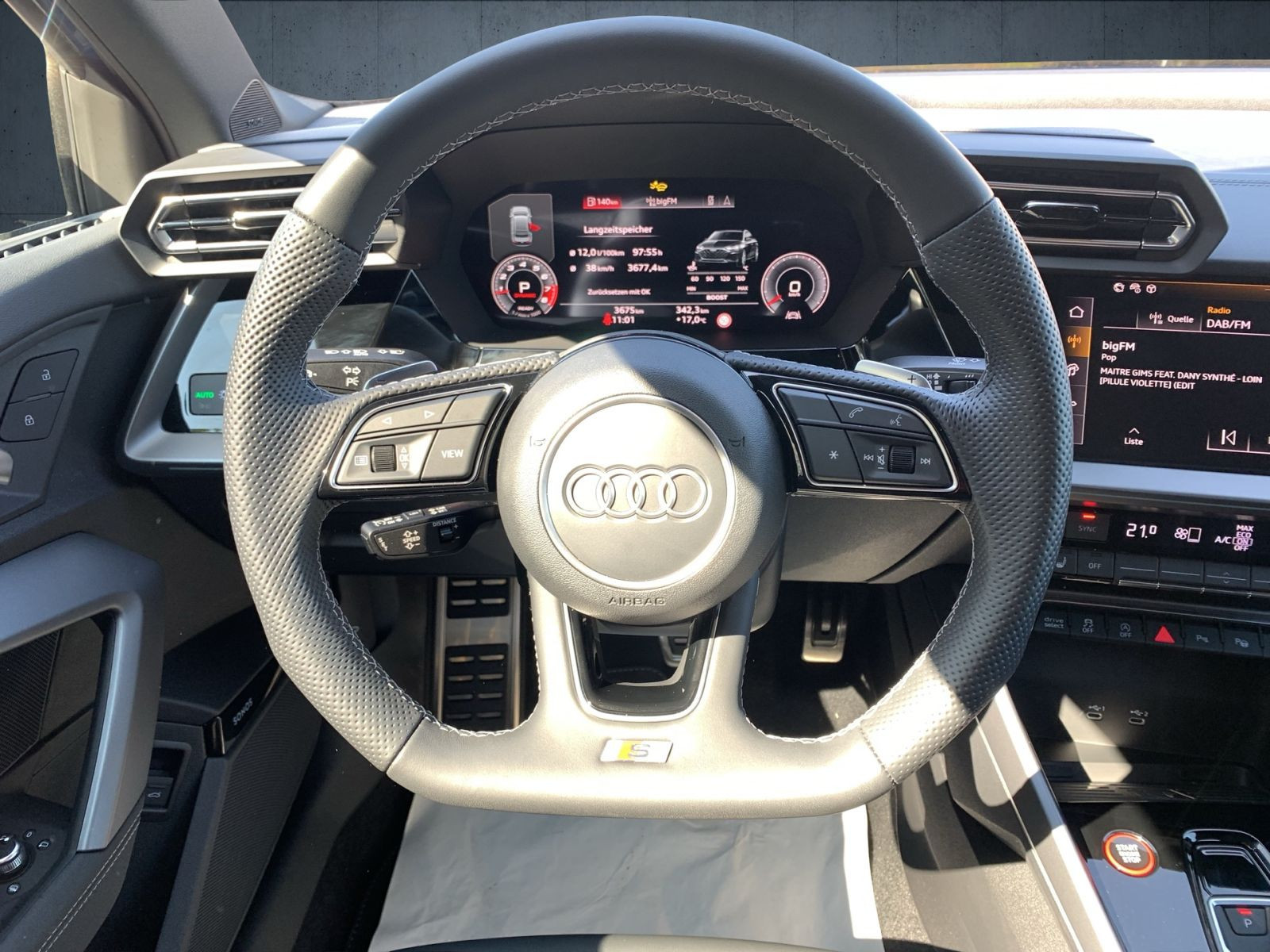 Audi - S3 Limousine_21