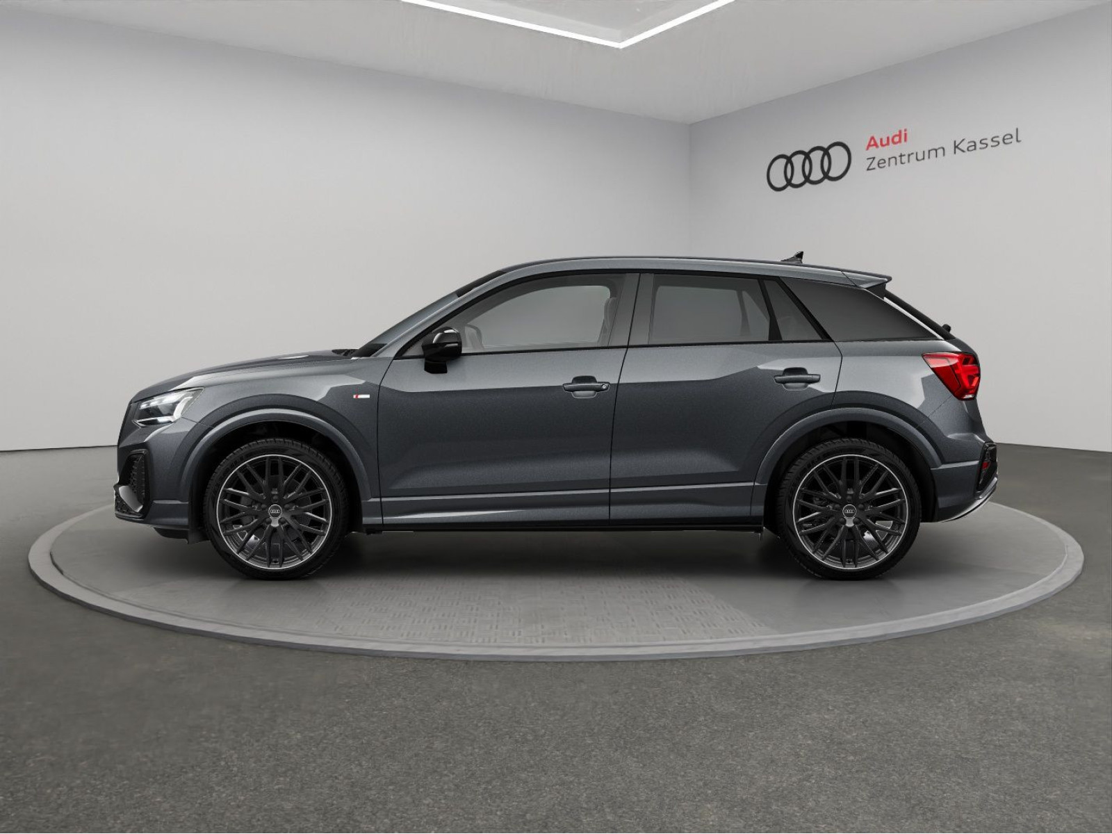 Audi - Q2_4