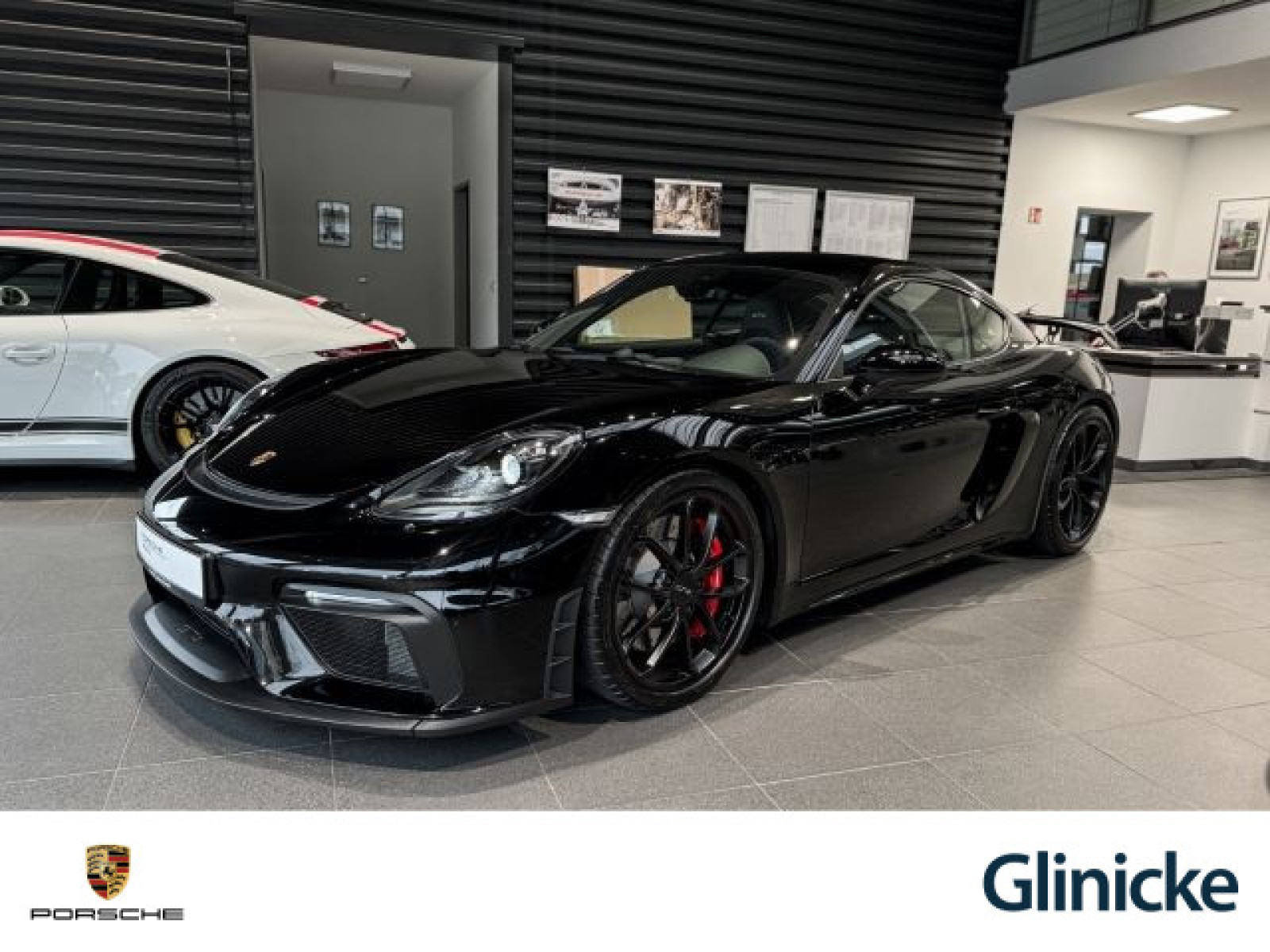 Porsche - Cayman_13