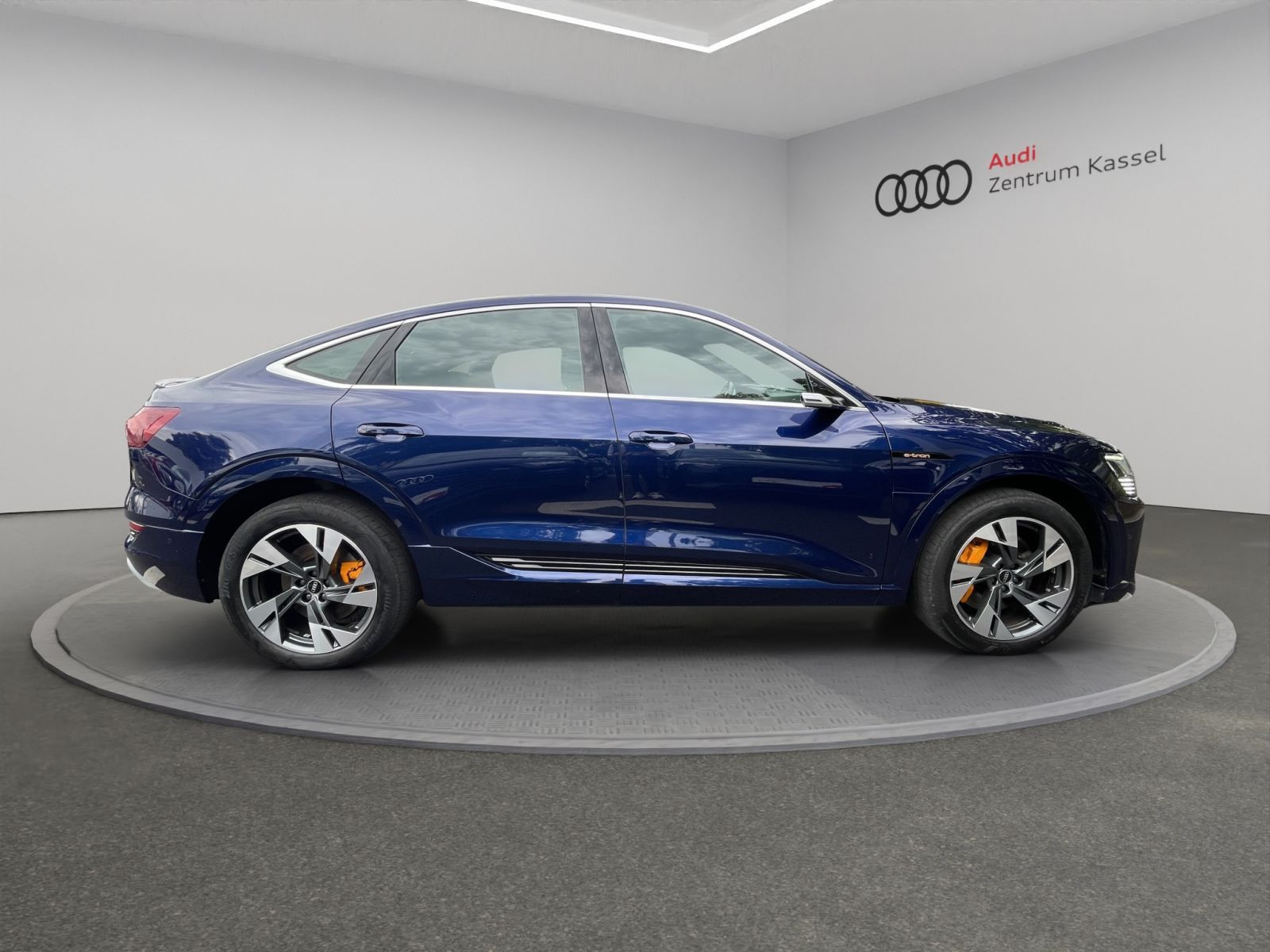 Audi - e-tron Sportback_8