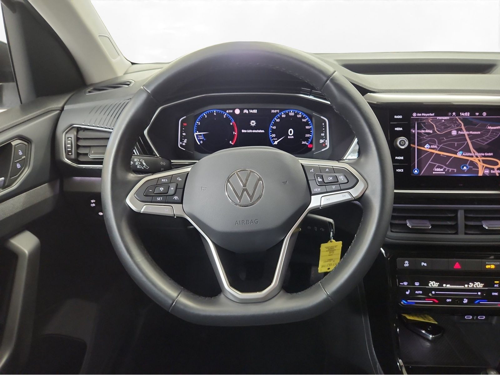 Volkswagen - T-Cross_19