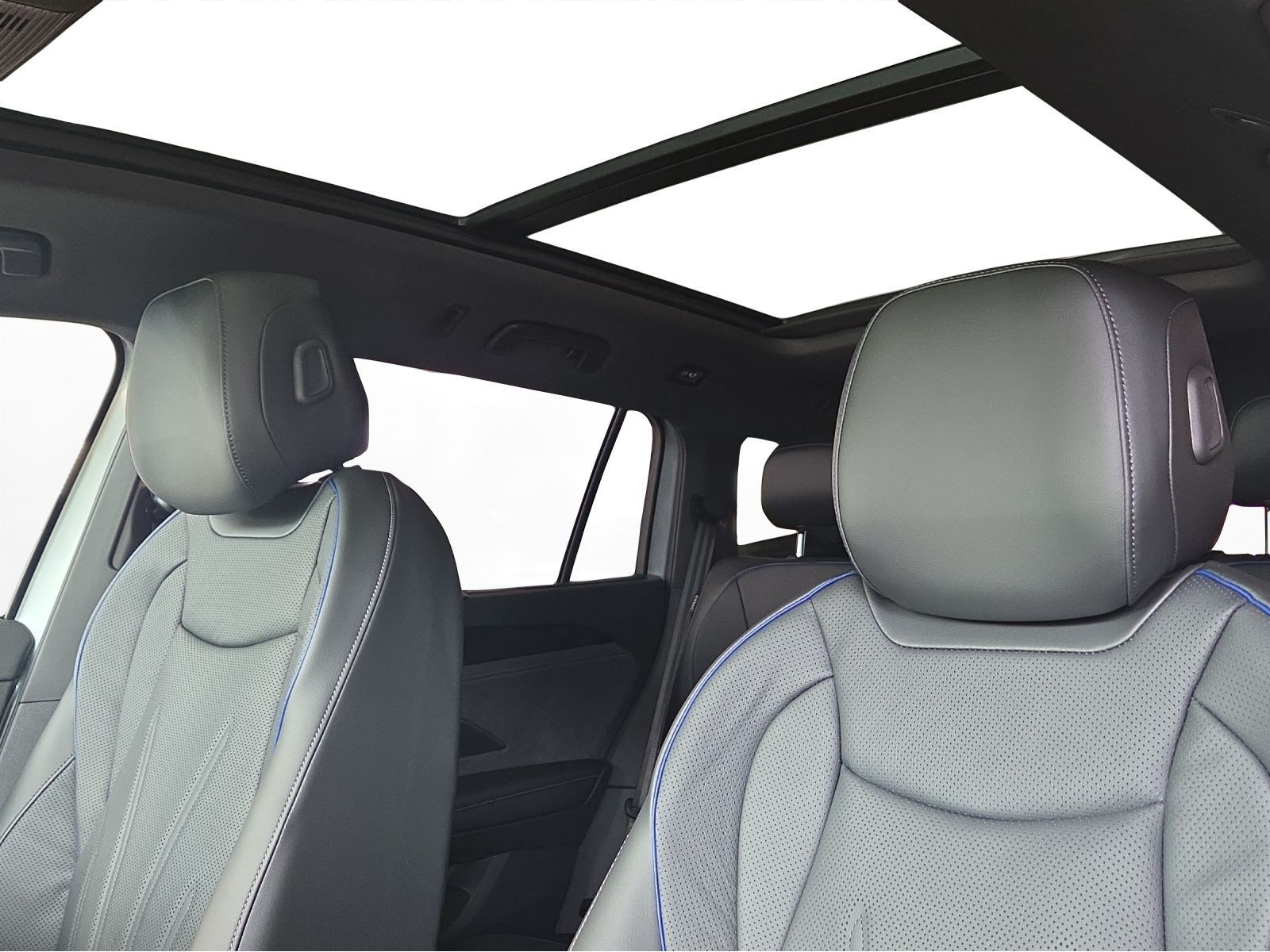 Volkswagen - Tayron_11