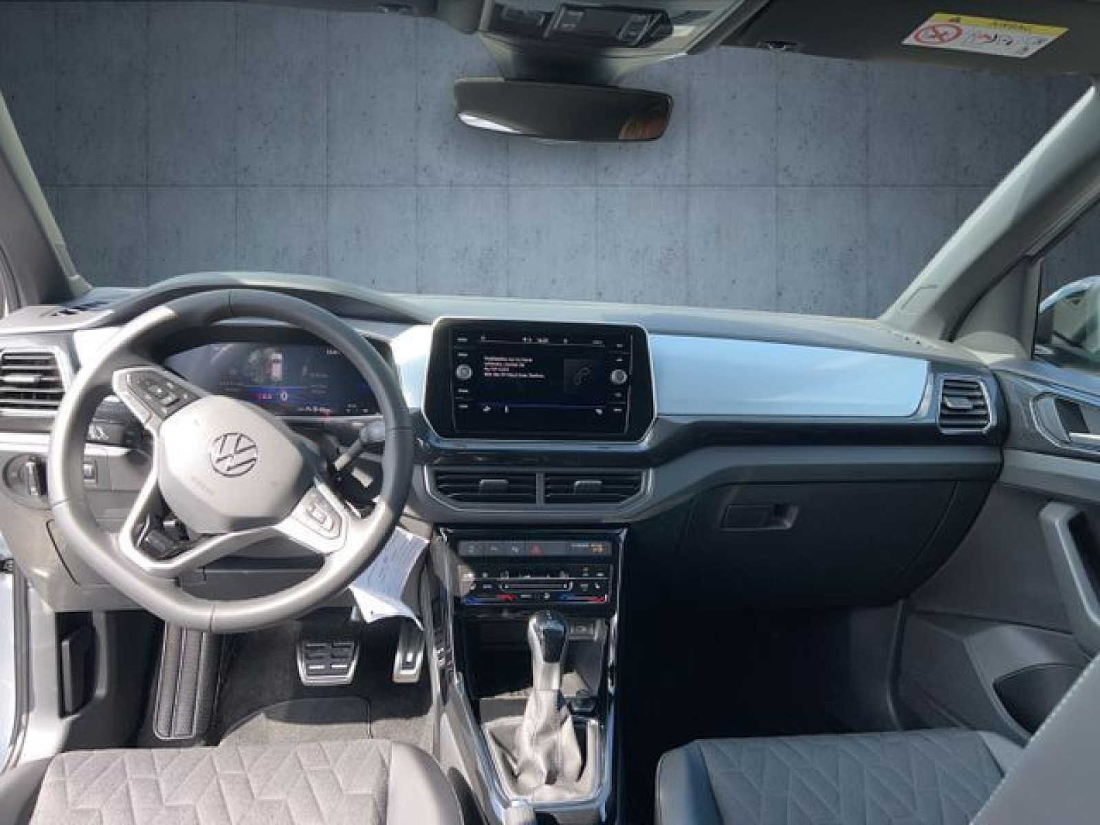 Volkswagen - T-Cross_13