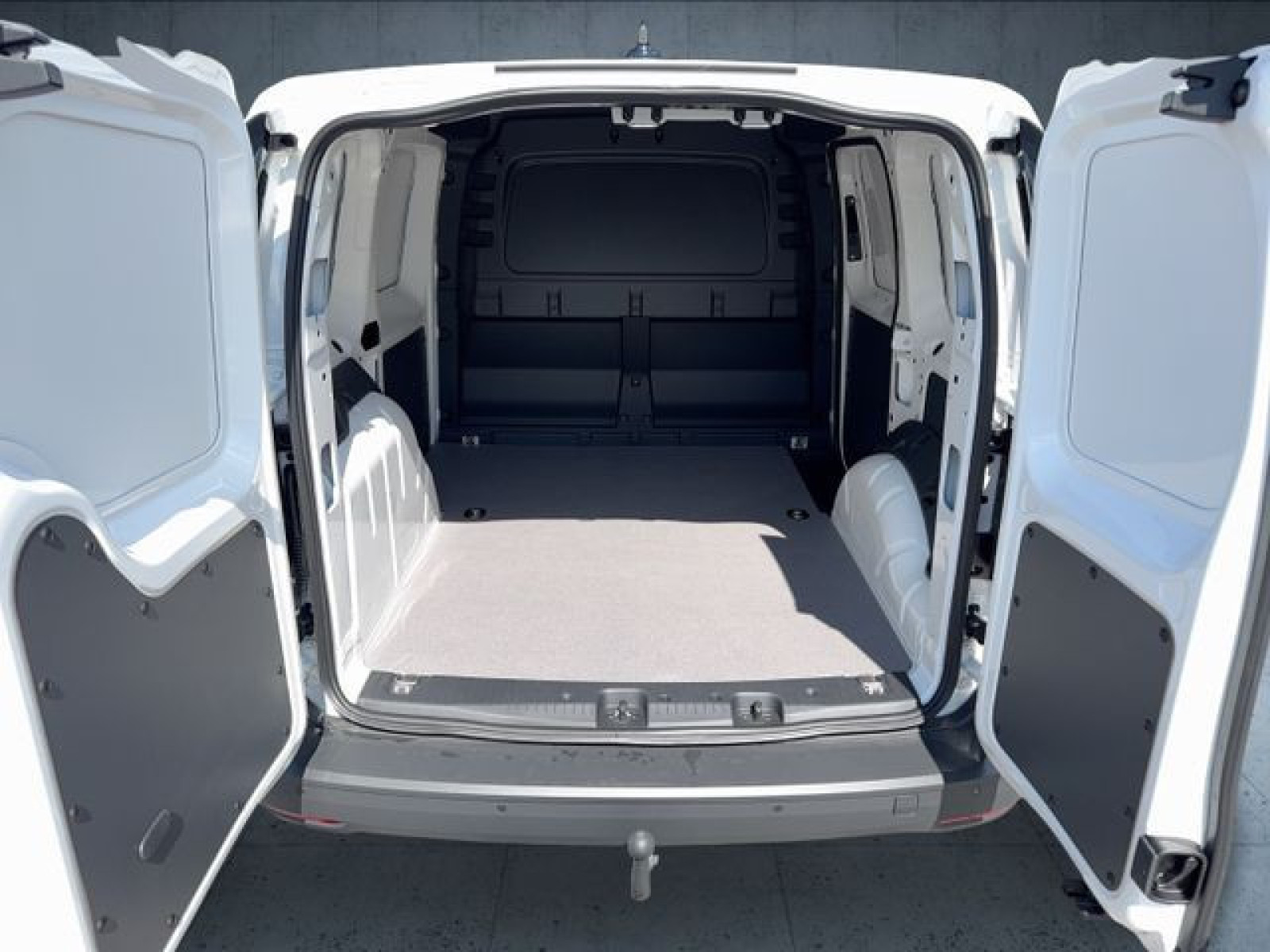 Volkswagen - Caddy Cargo_11