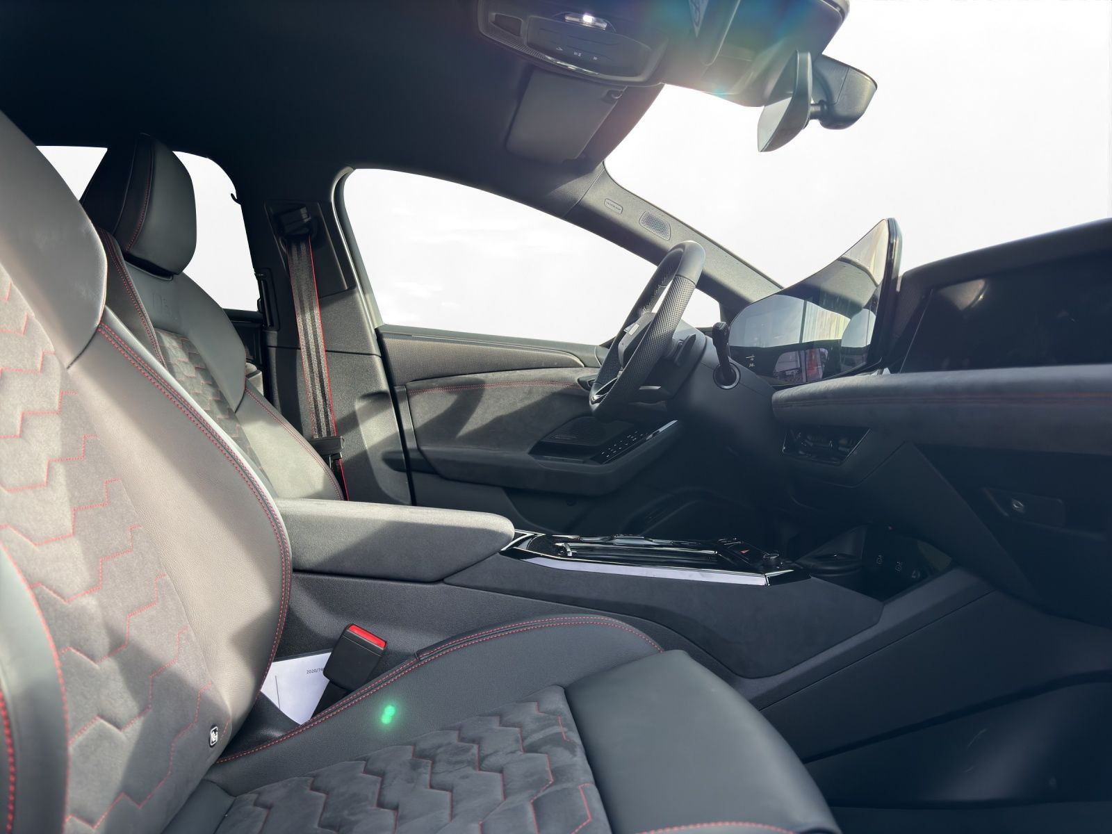 Audi - S6 Avant e-tron_12