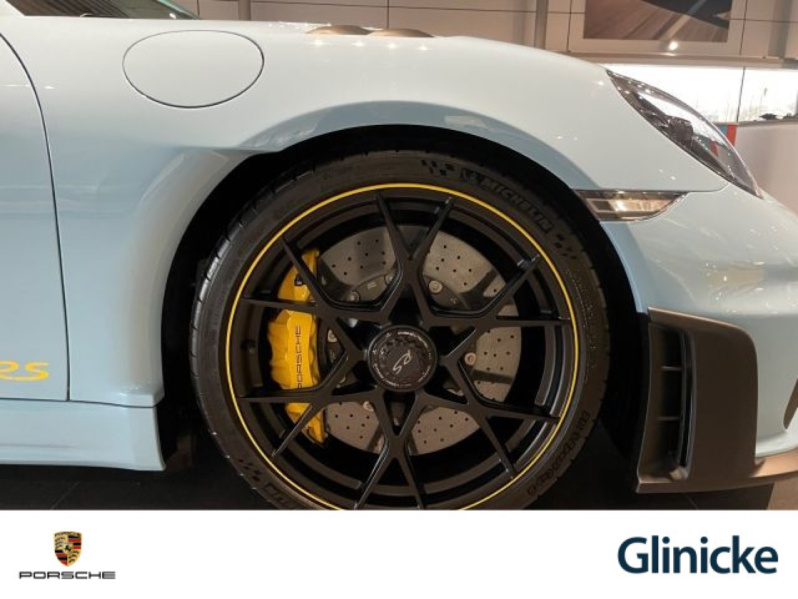 Porsche - Cayman_32