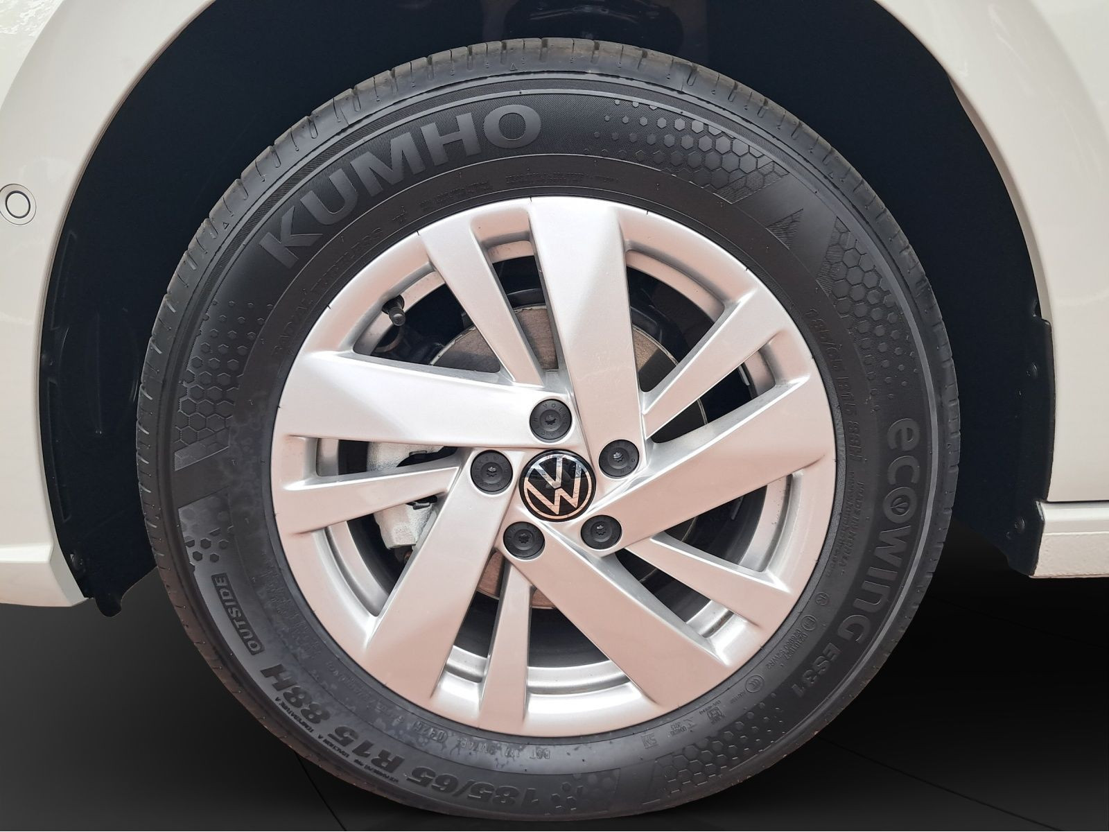 Volkswagen - Polo_5
