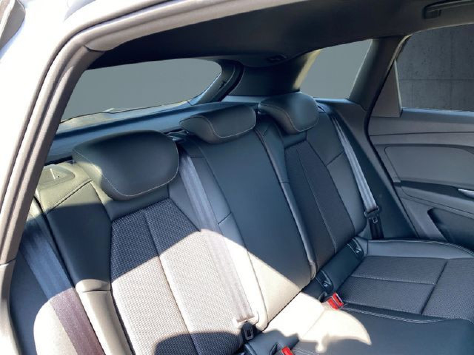 Audi - Q4 e-tron_20