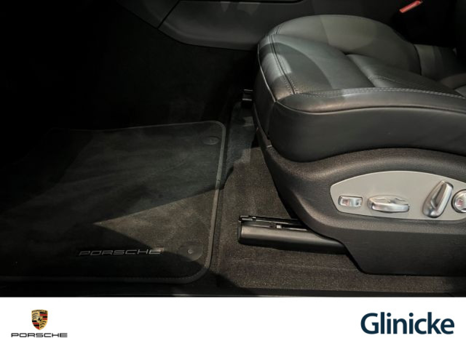 Porsche - Macan_12