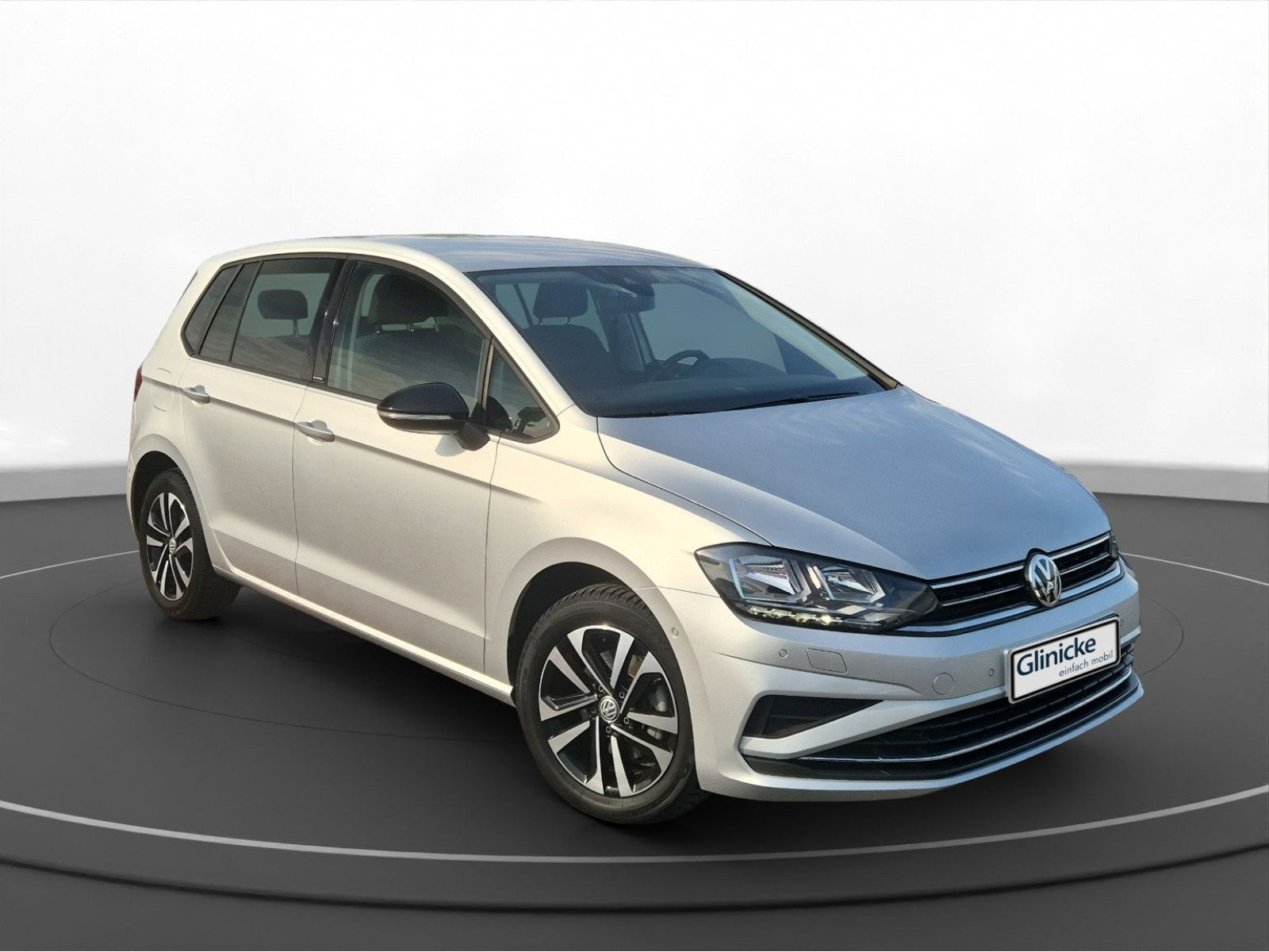 Volkswagen - Golf Sportsvan_14