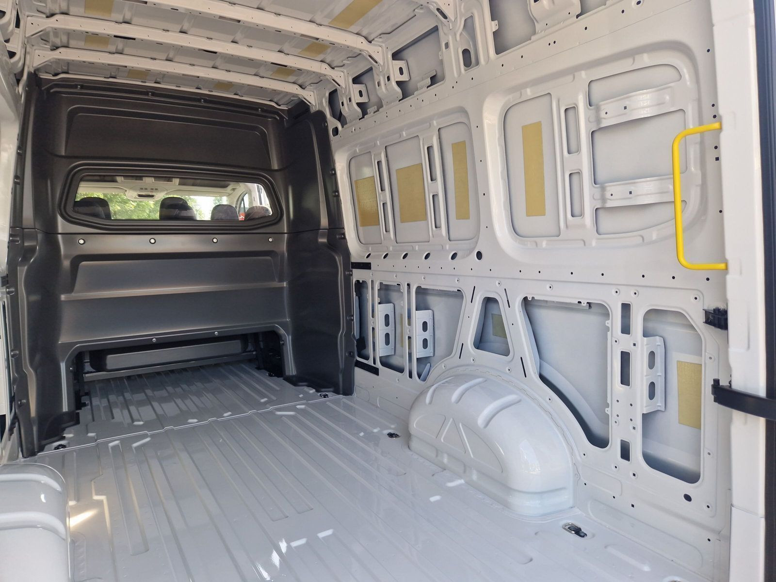 Volkswagen - Crafter_8