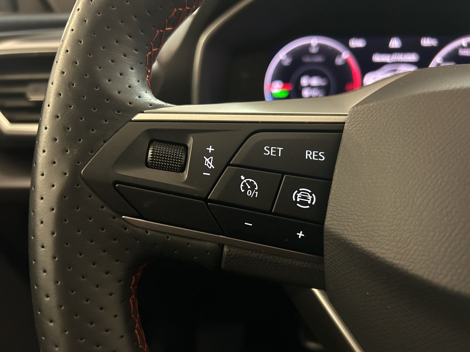 Seat - Leon_24