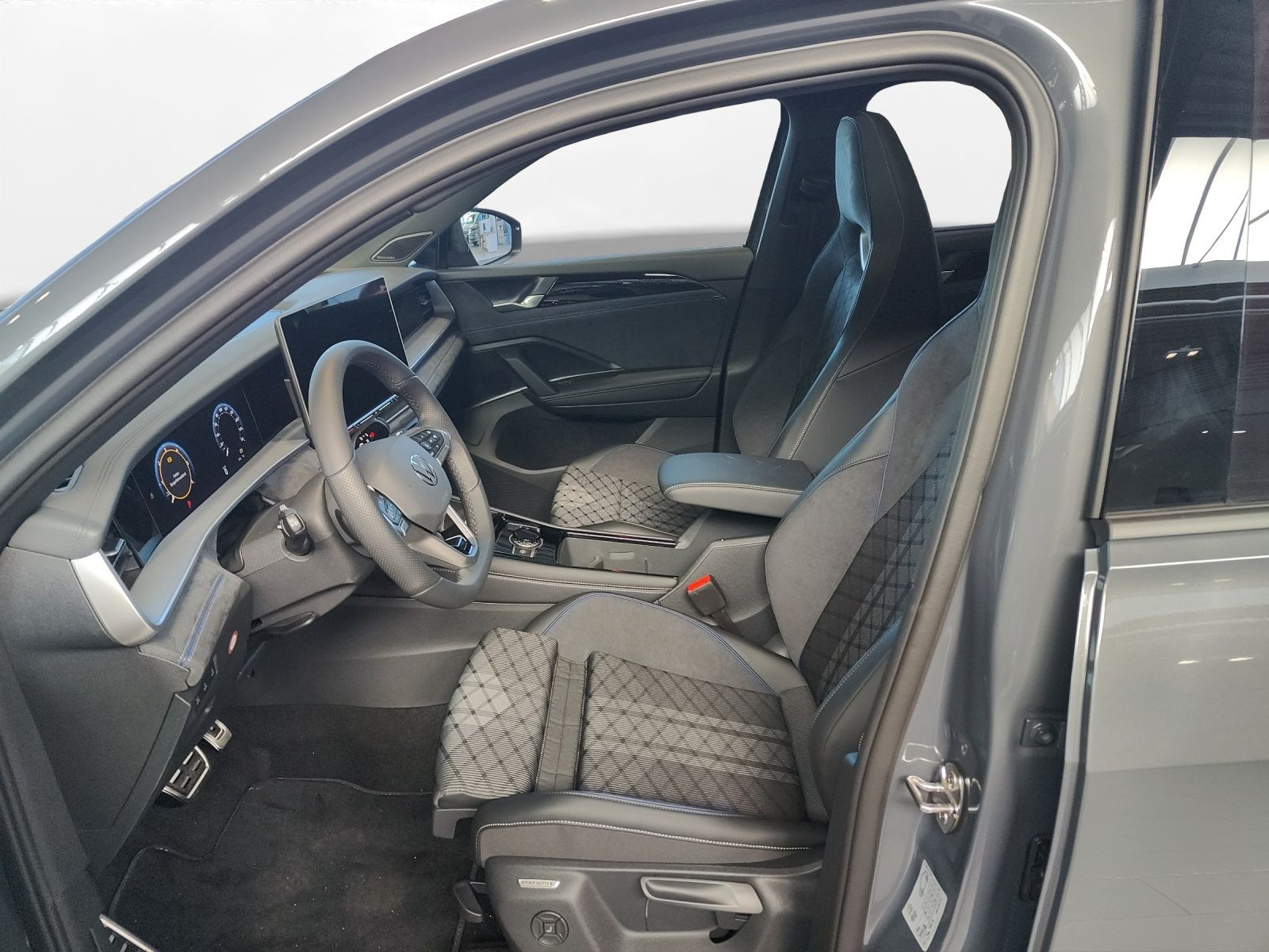 Volkswagen - Tayron_4