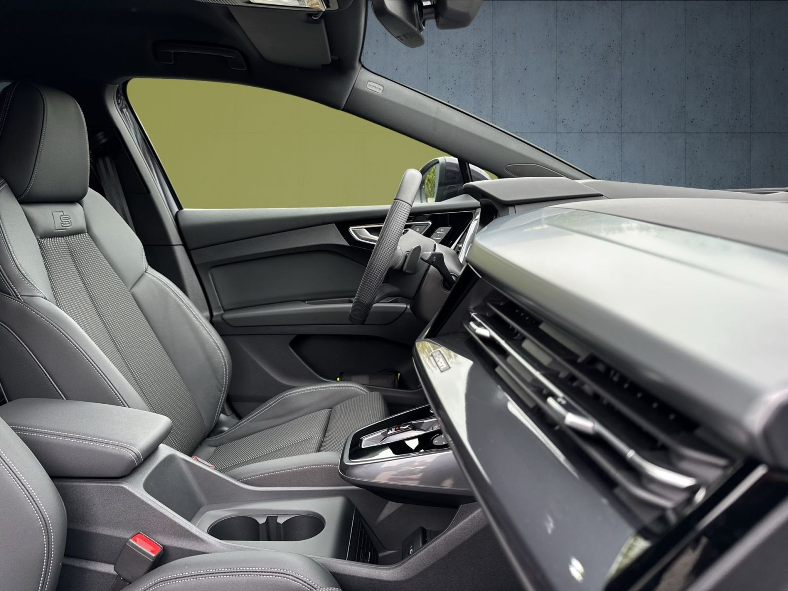 Audi - Q4 e-tron_22 Audi - Q4 e-tron_22