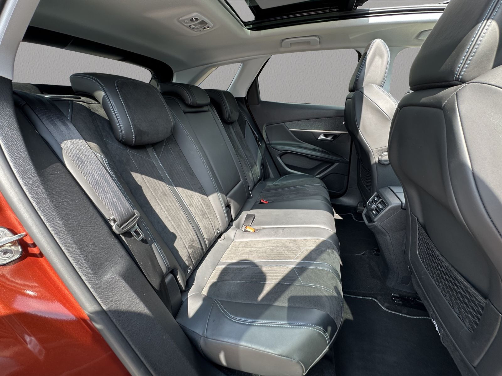 Peugeot - 3008_17