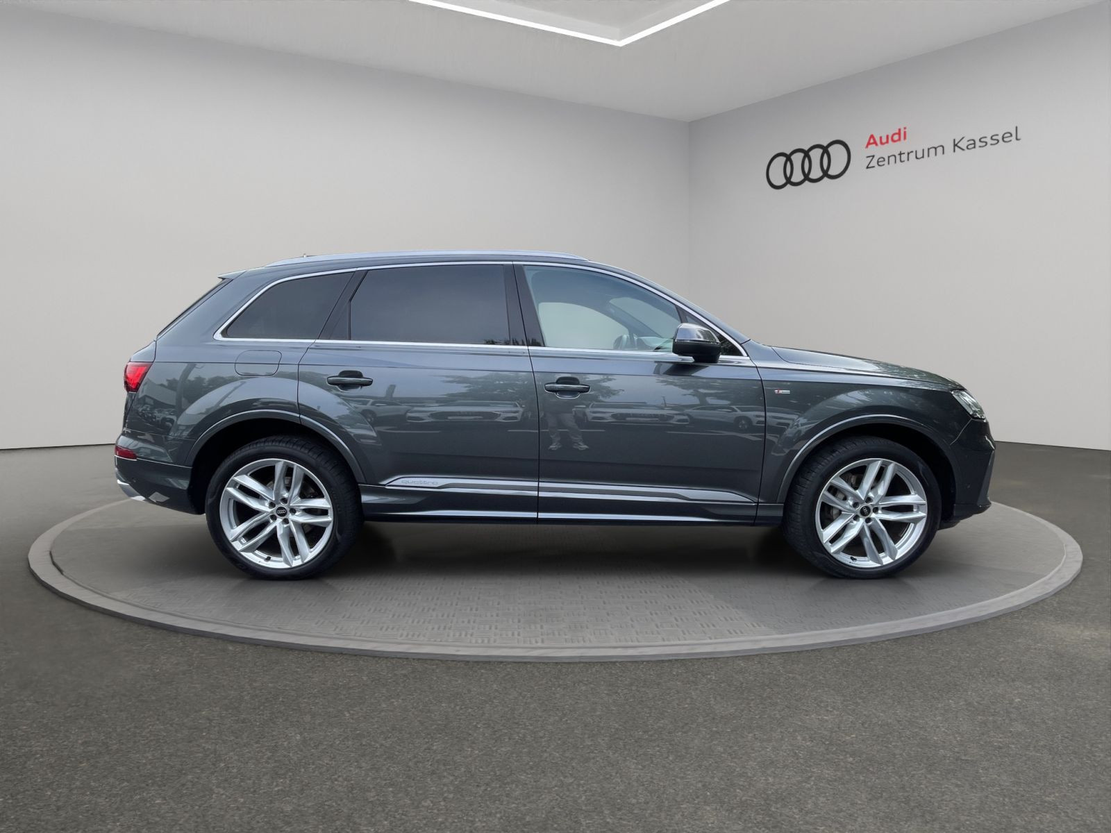 Audi - Q7_8