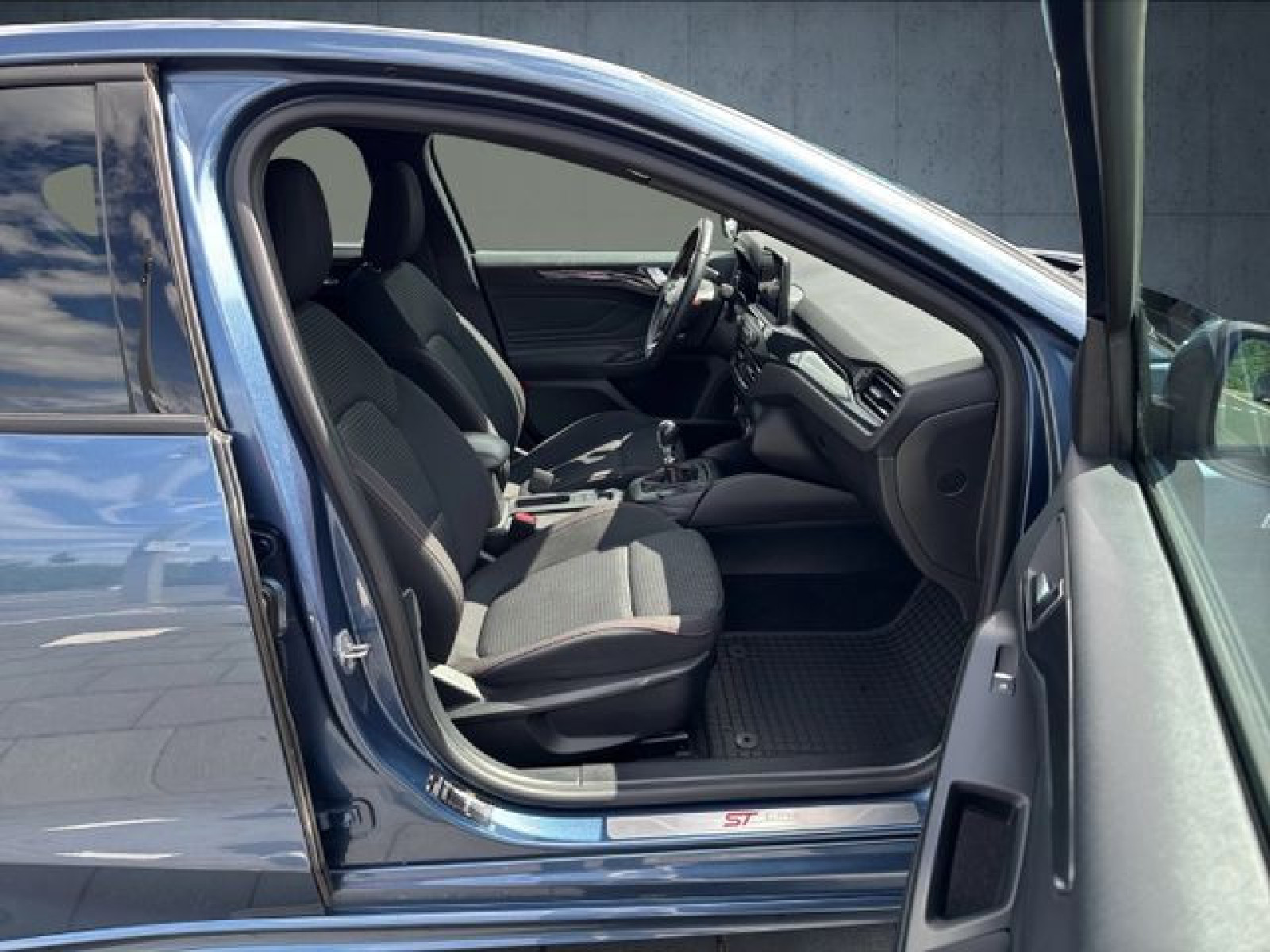Ford - Focus_15
