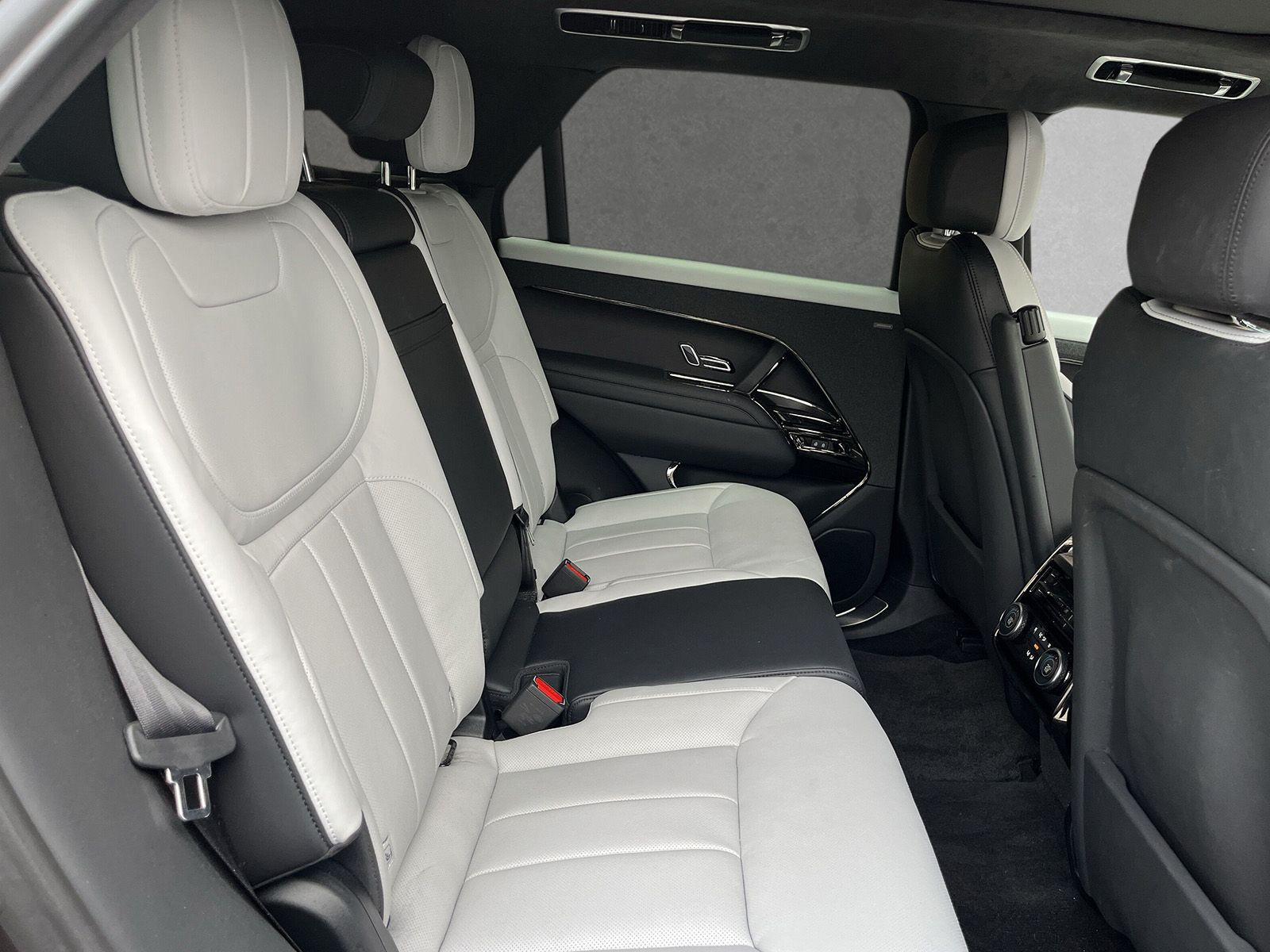 Land Rover - Range Rover Sport_5