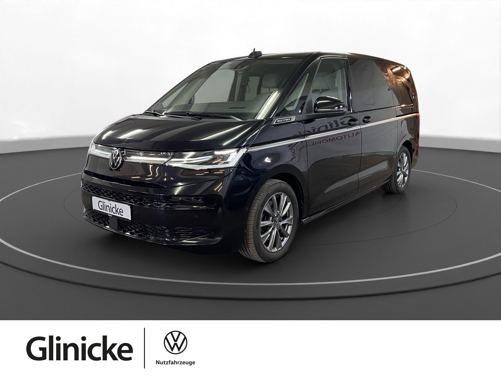 Multivan 2.0 TSI Style 6-Sitzer AHK Pano Matrix RFK