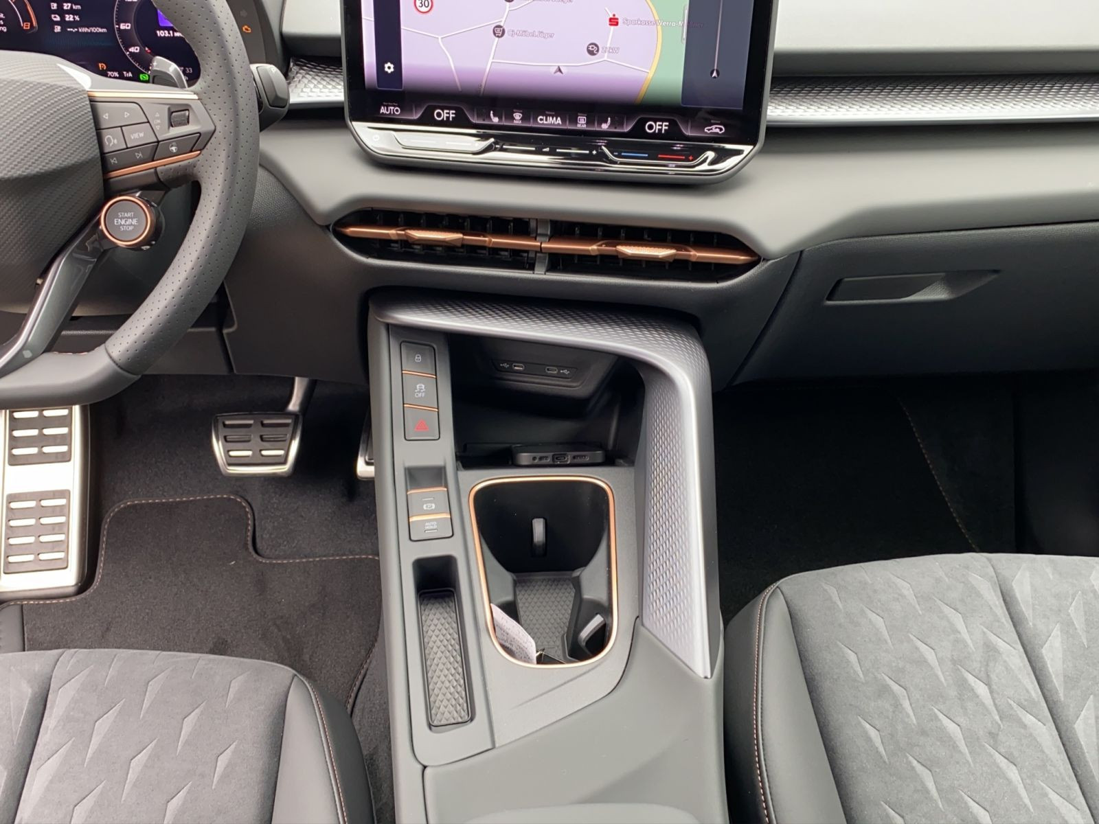 Cupra - Terramar_17