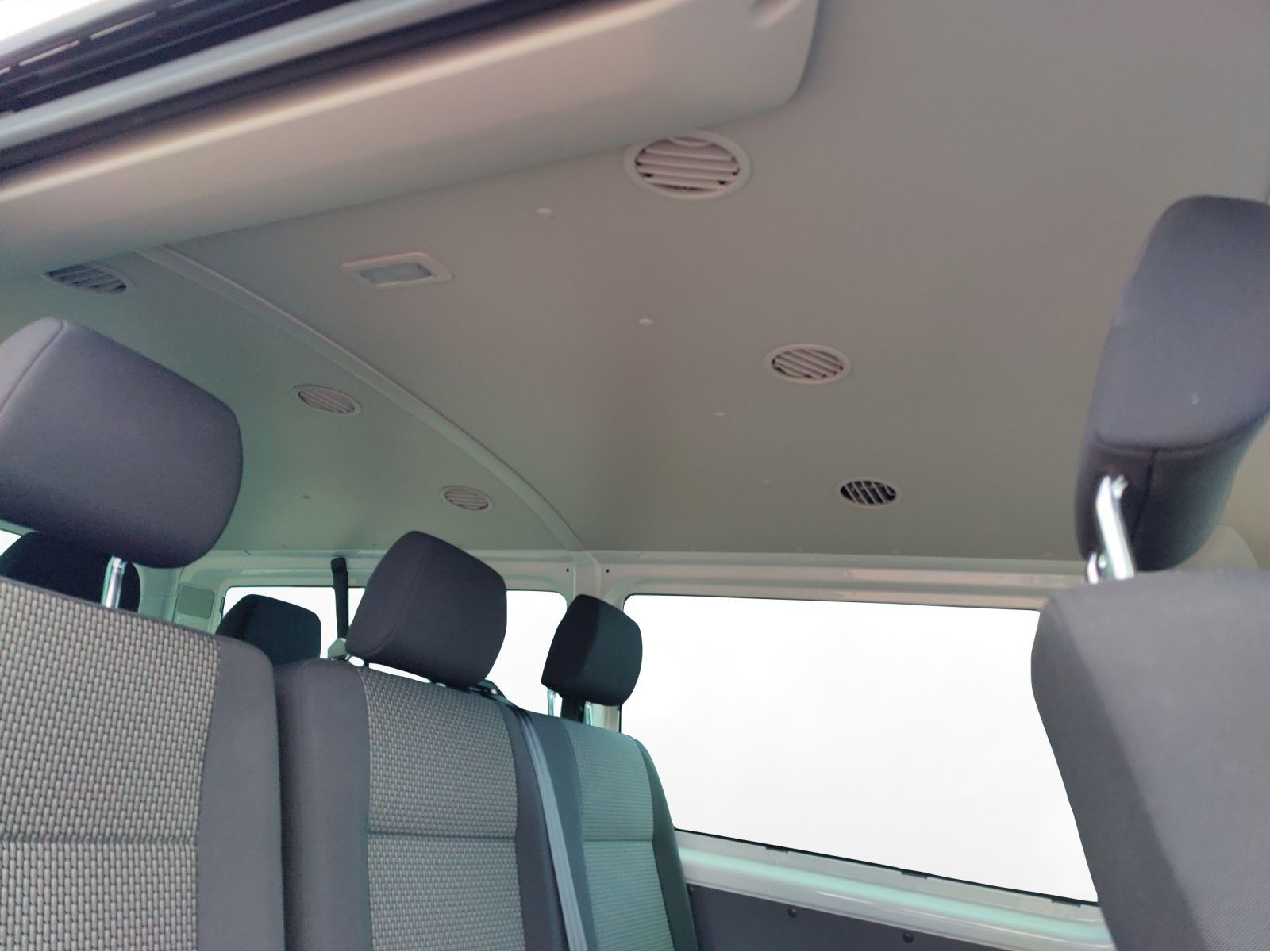 Volkswagen - T6.1 Kombi_12