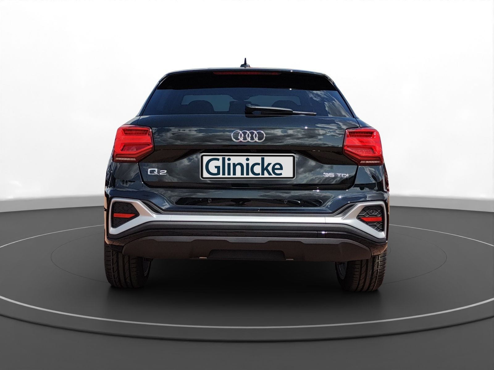 Audi - Q2_10