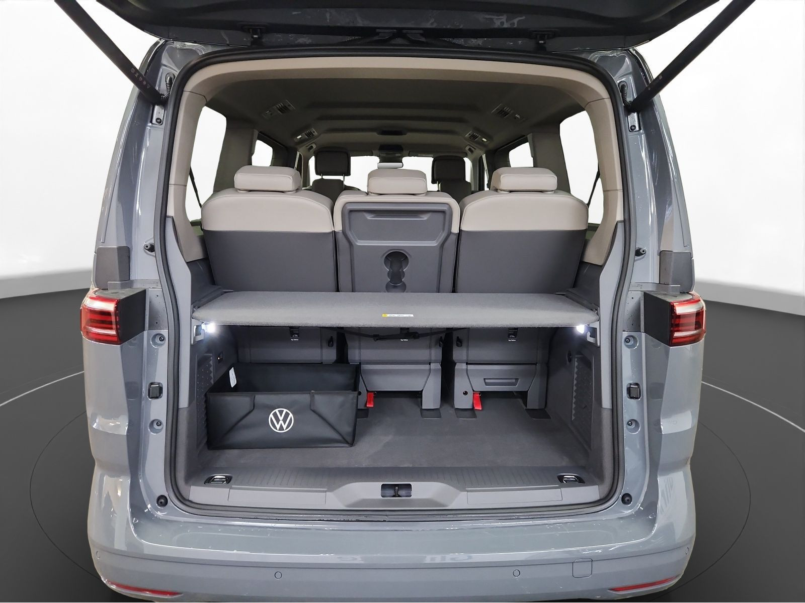 Volkswagen - Multivan_19