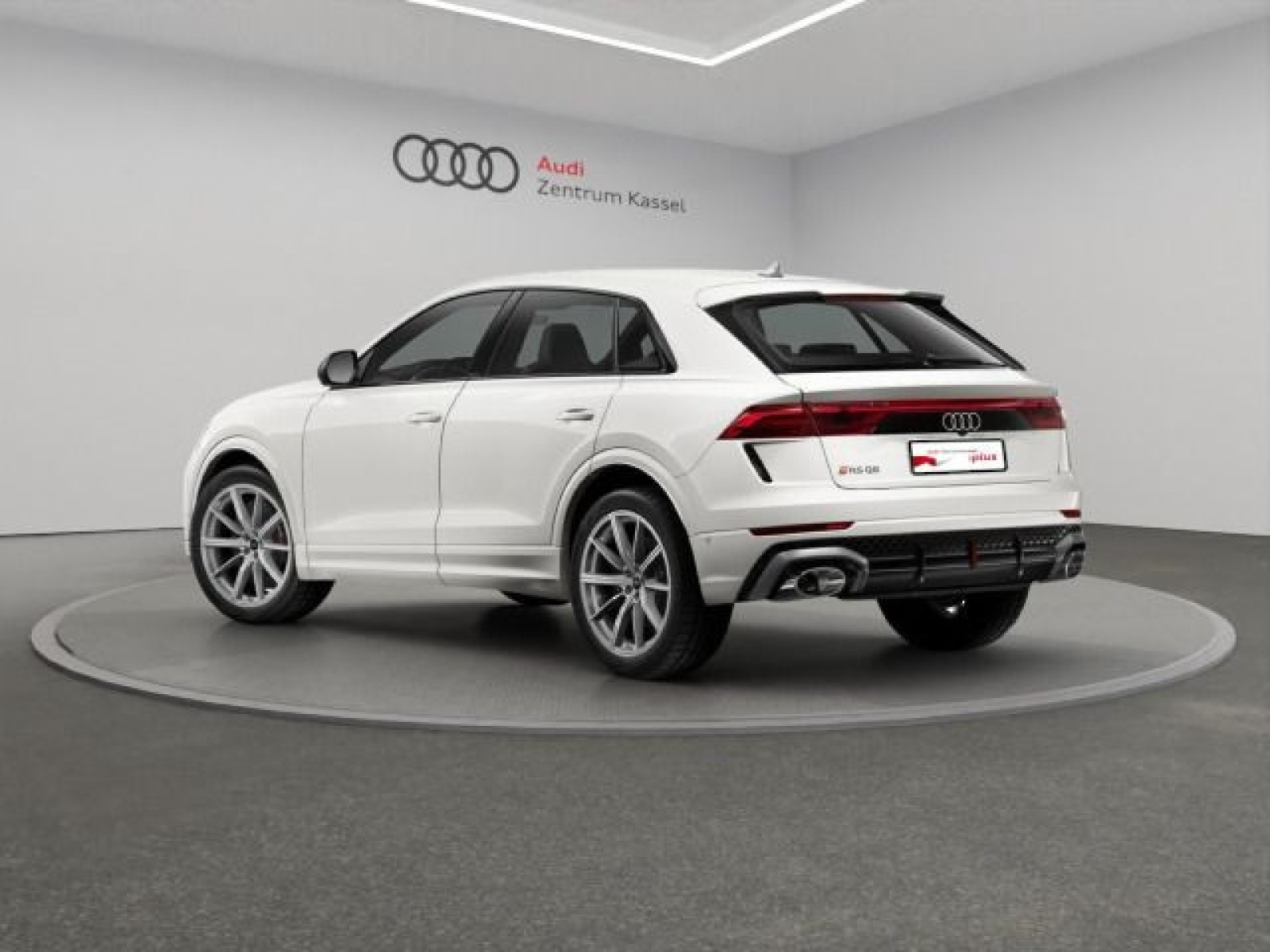 Audi - RS Q8_4