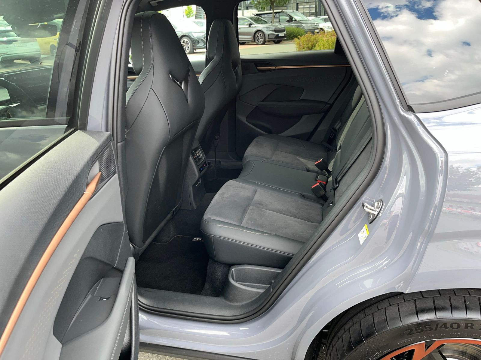 Cupra - Terramar_14