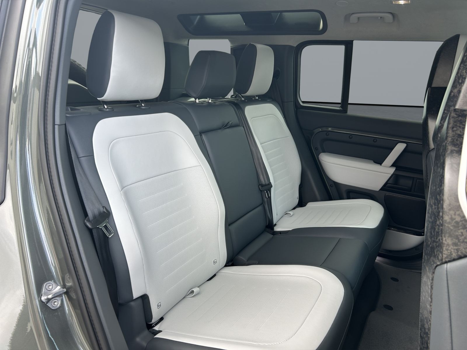 Land Rover - Defender_5