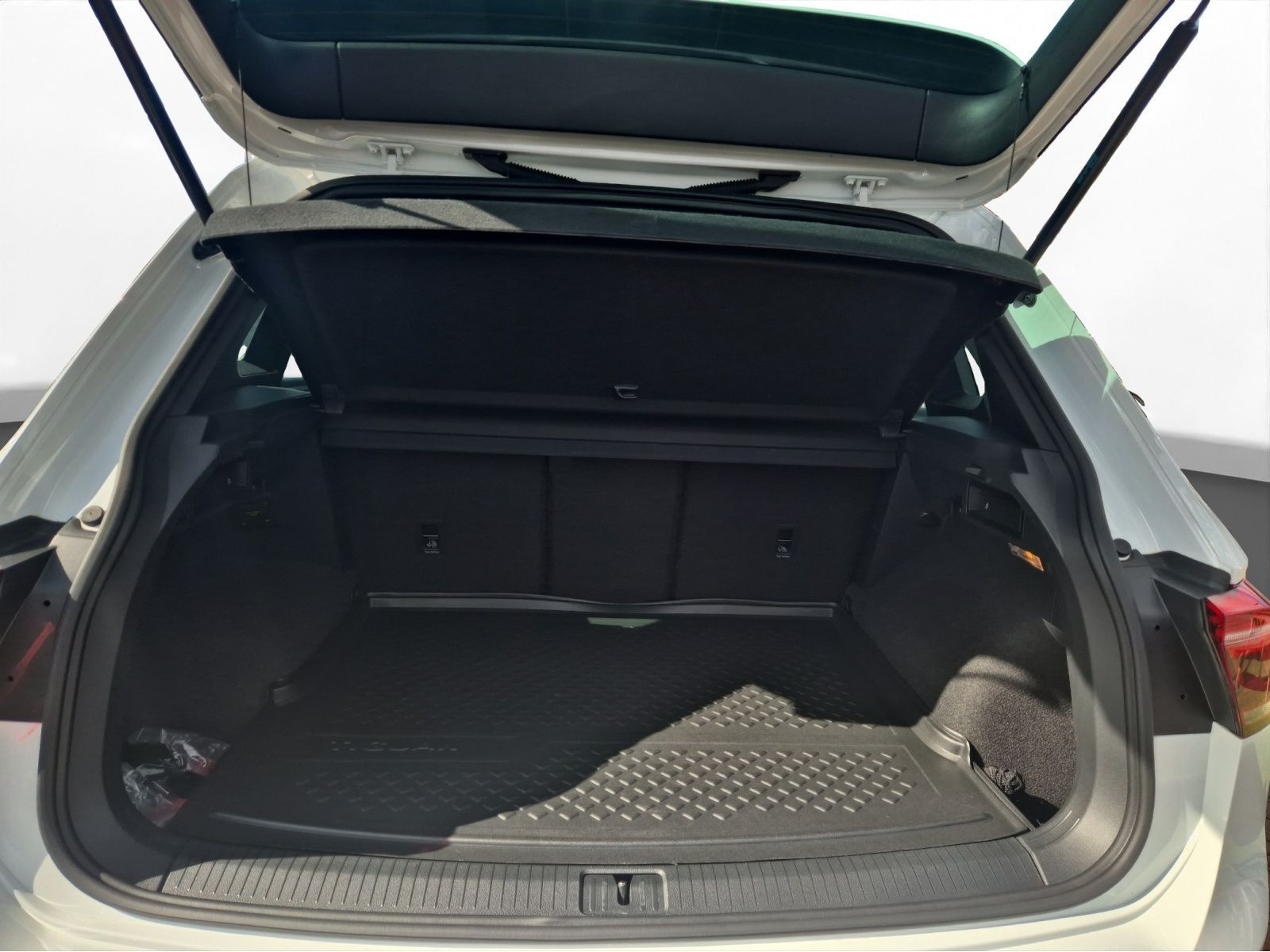 Volkswagen - Tiguan_8