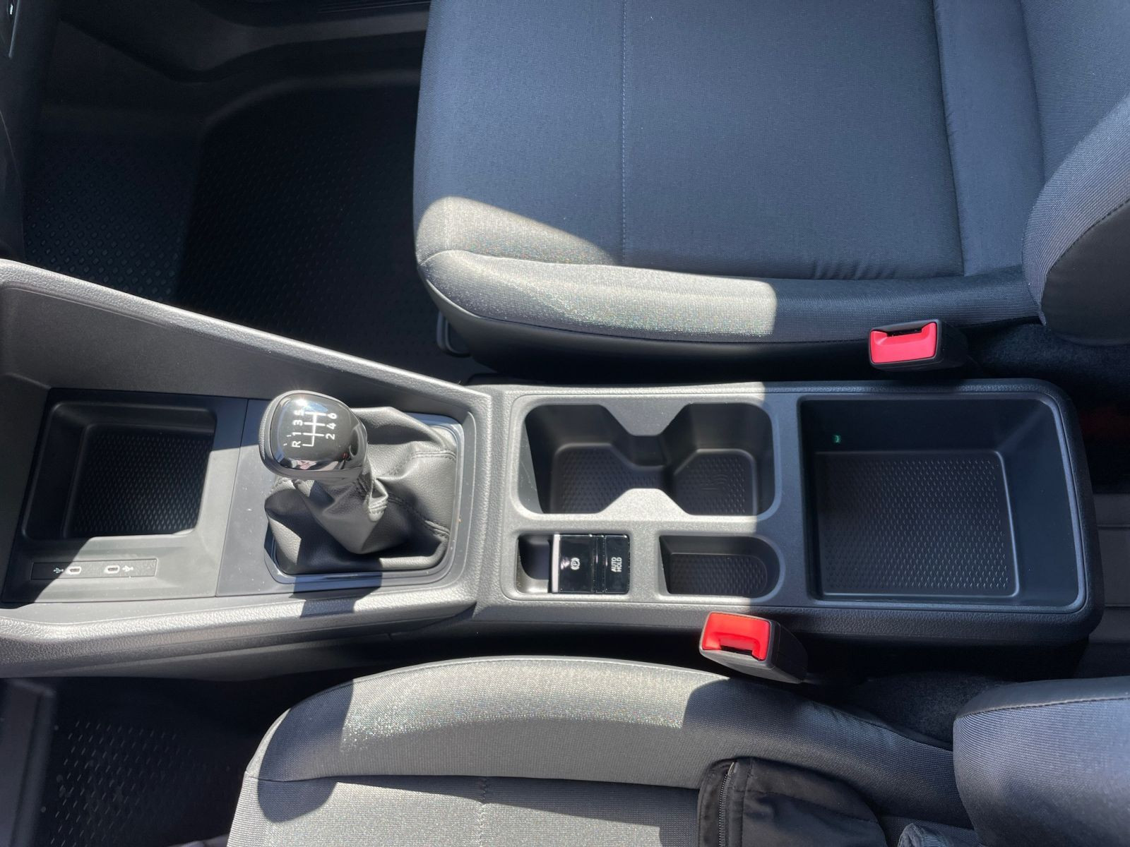 Volkswagen - Caddy Maxi_8