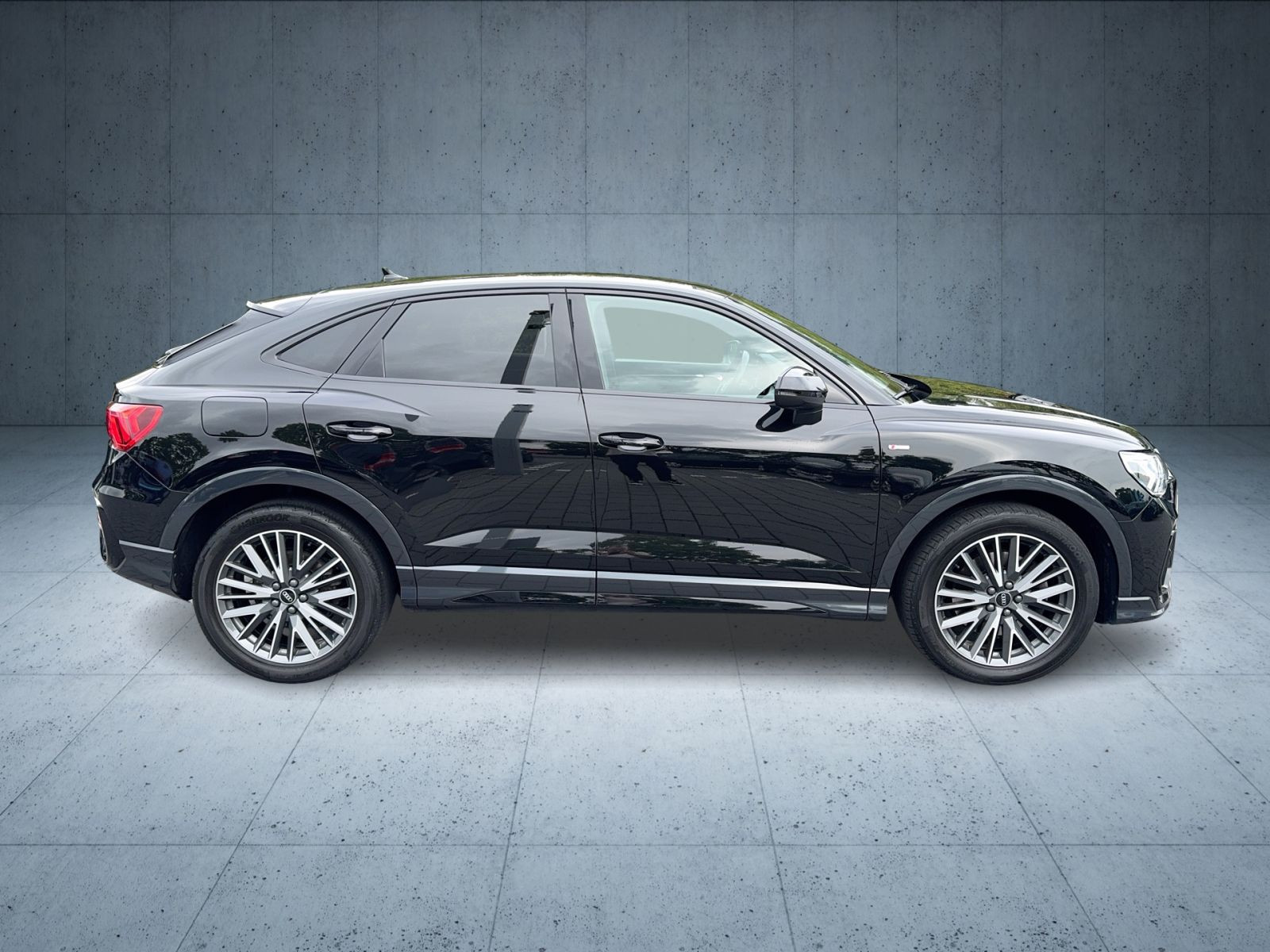 Audi - Q3 Sportback_8