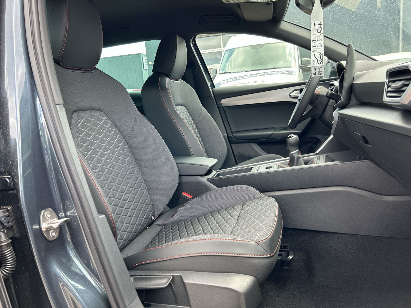Seat - Leon_17