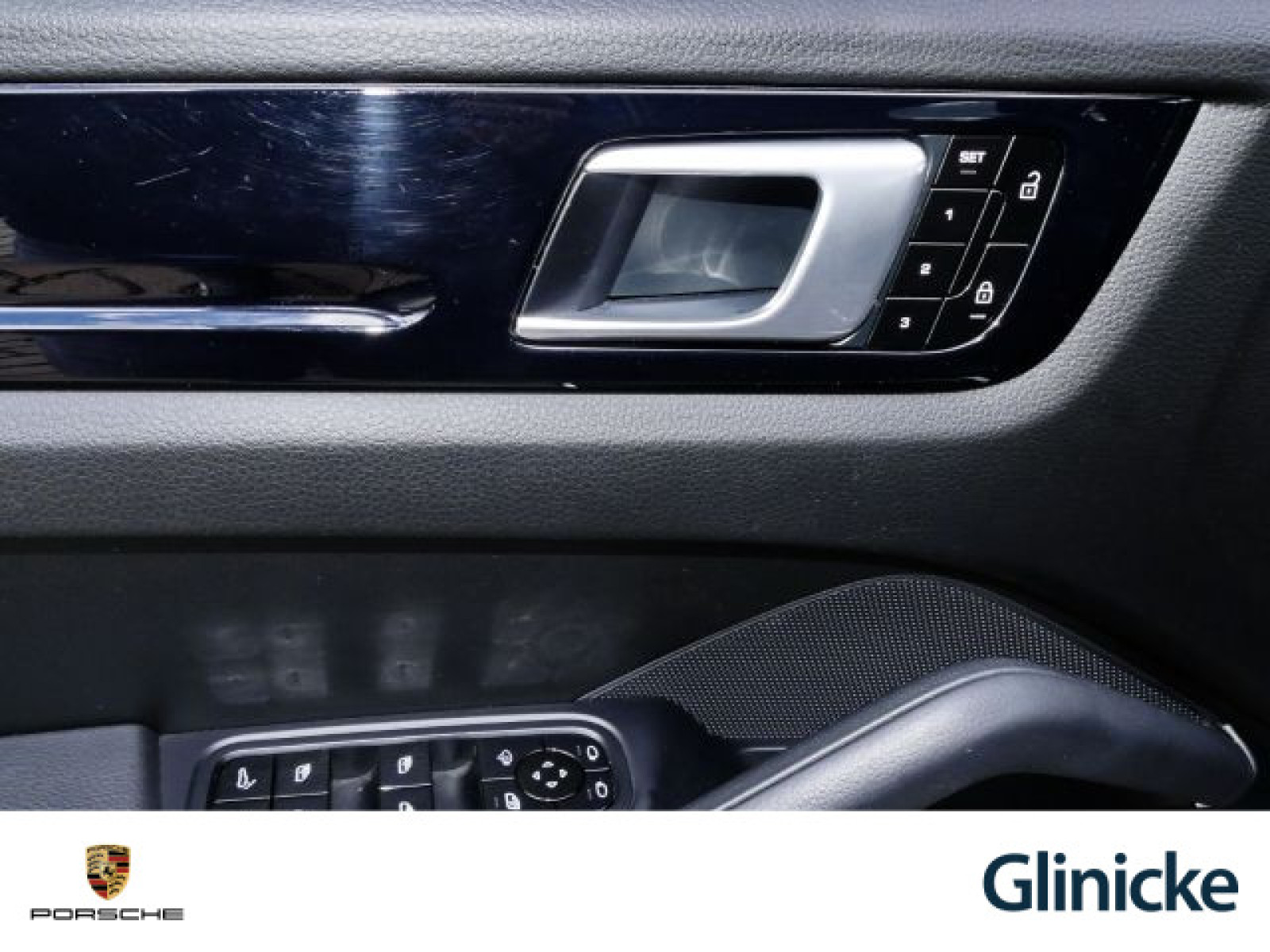 Porsche - Cayenne_20