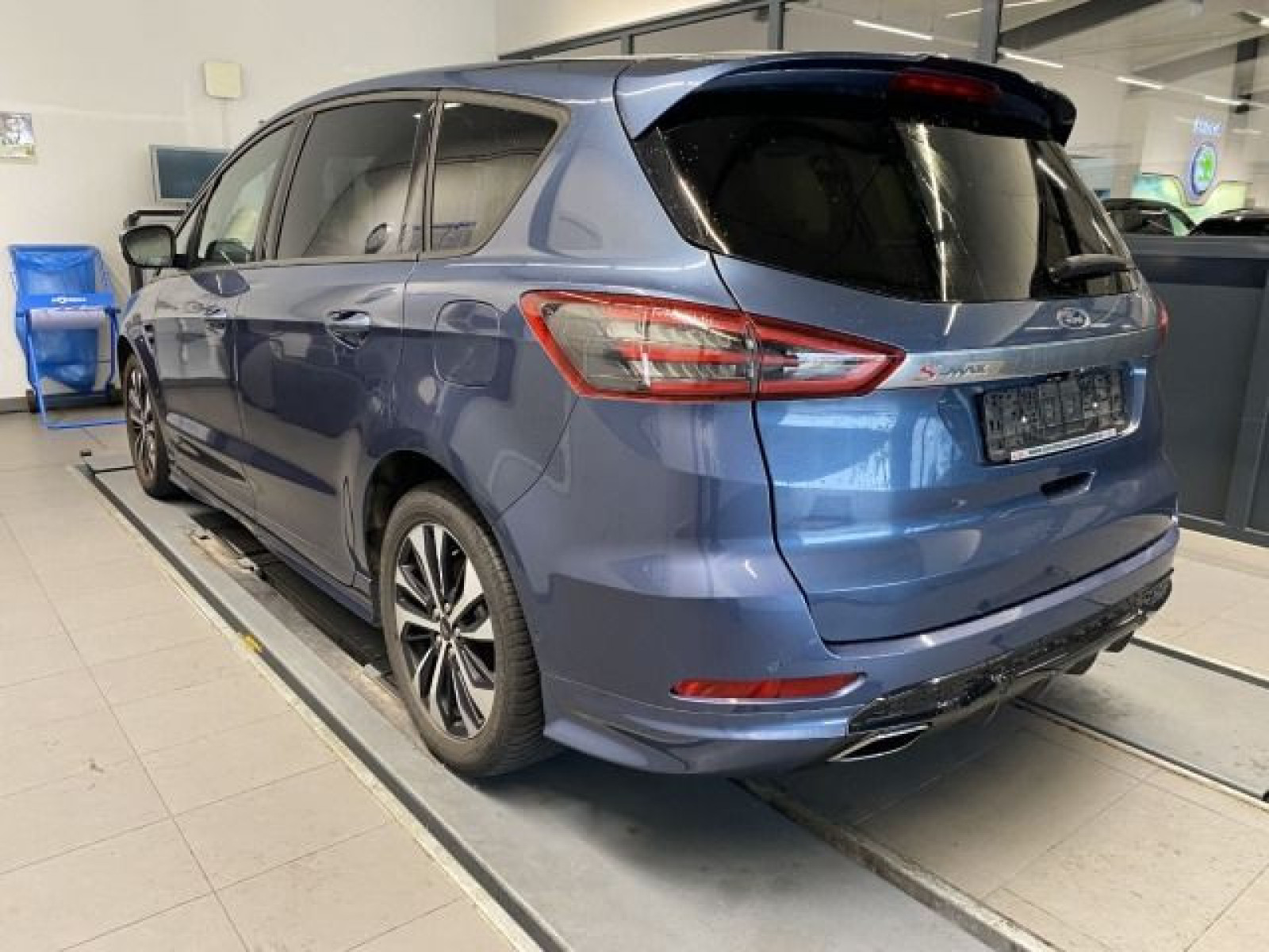 Ford - S-Max_2