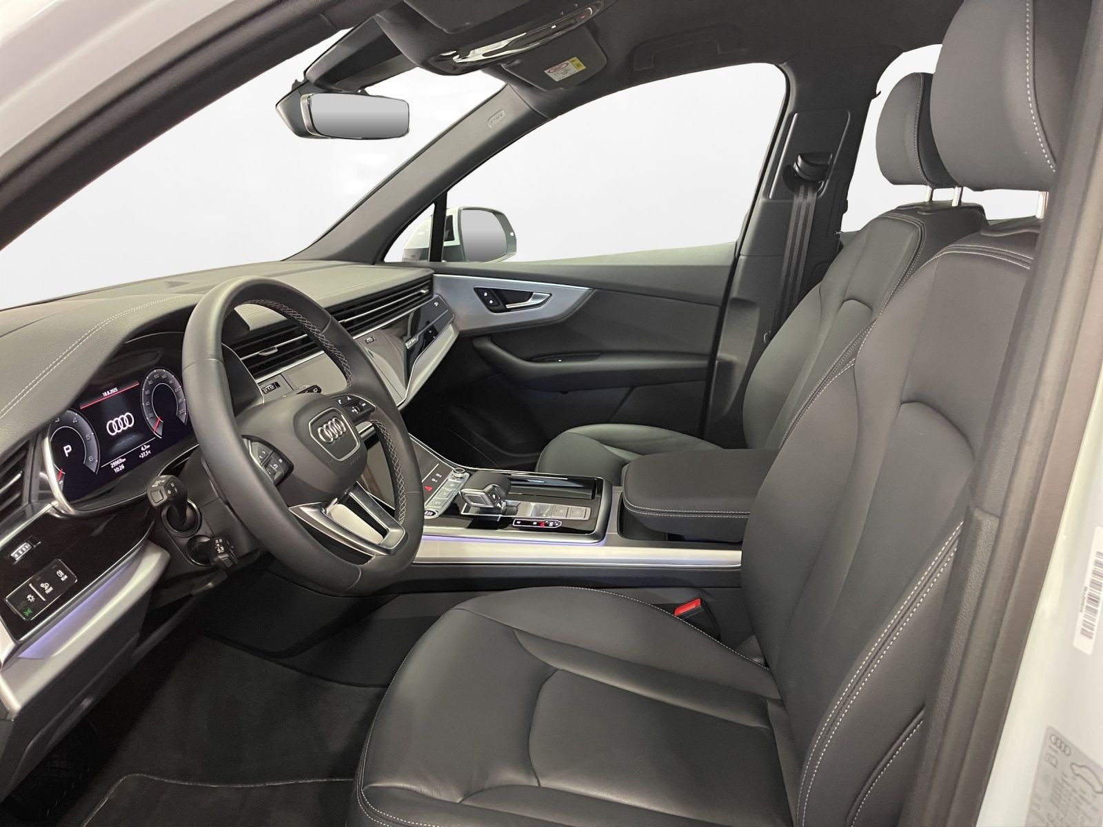 Audi - Q7_16