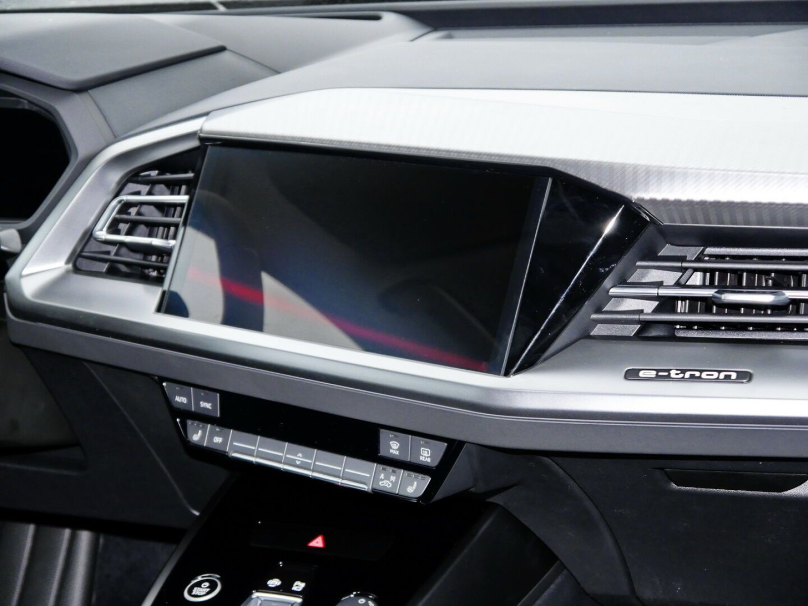 Audi - Q4 Sportback e-tron_7