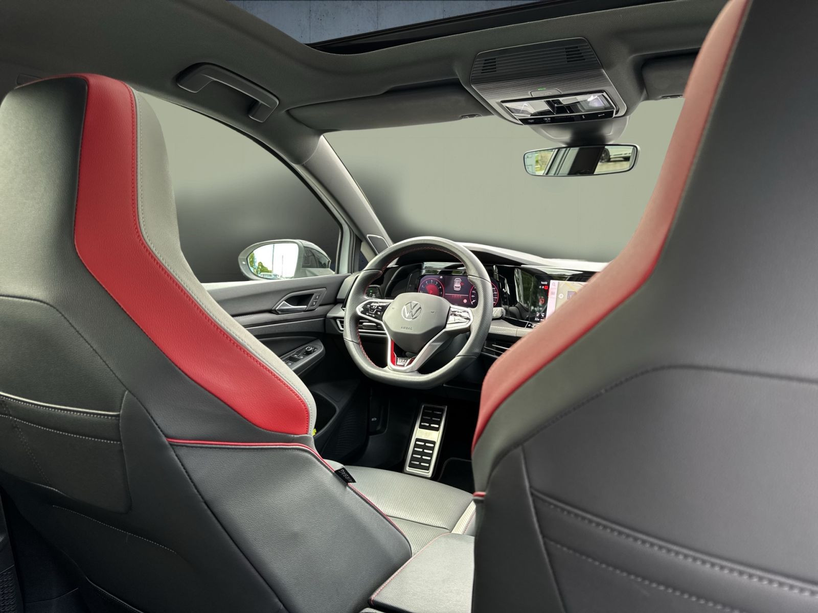 Volkswagen - Golf GTI_21