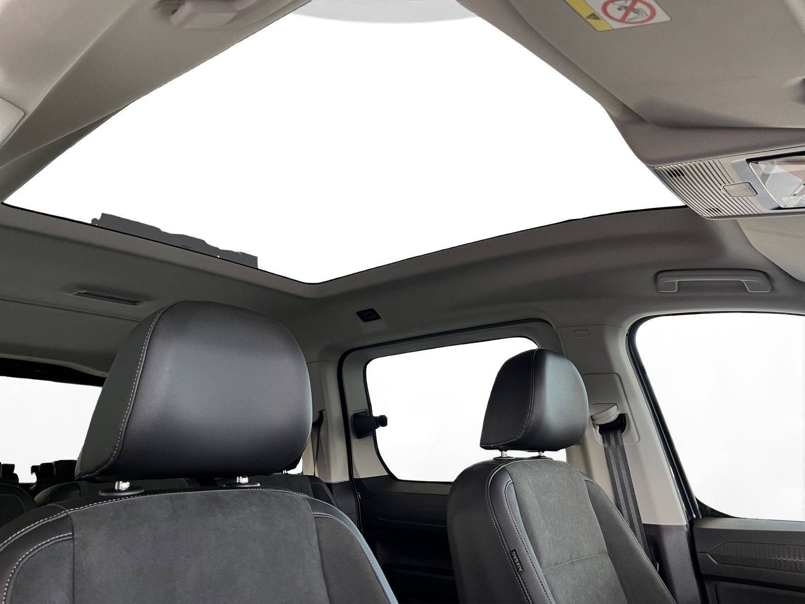 Volkswagen - Caddy Maxi_12