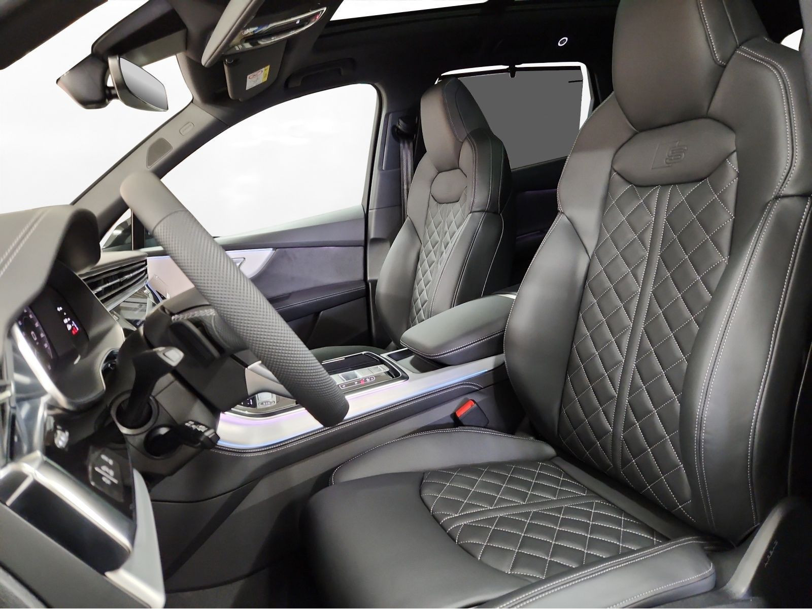 Audi - Q7_13