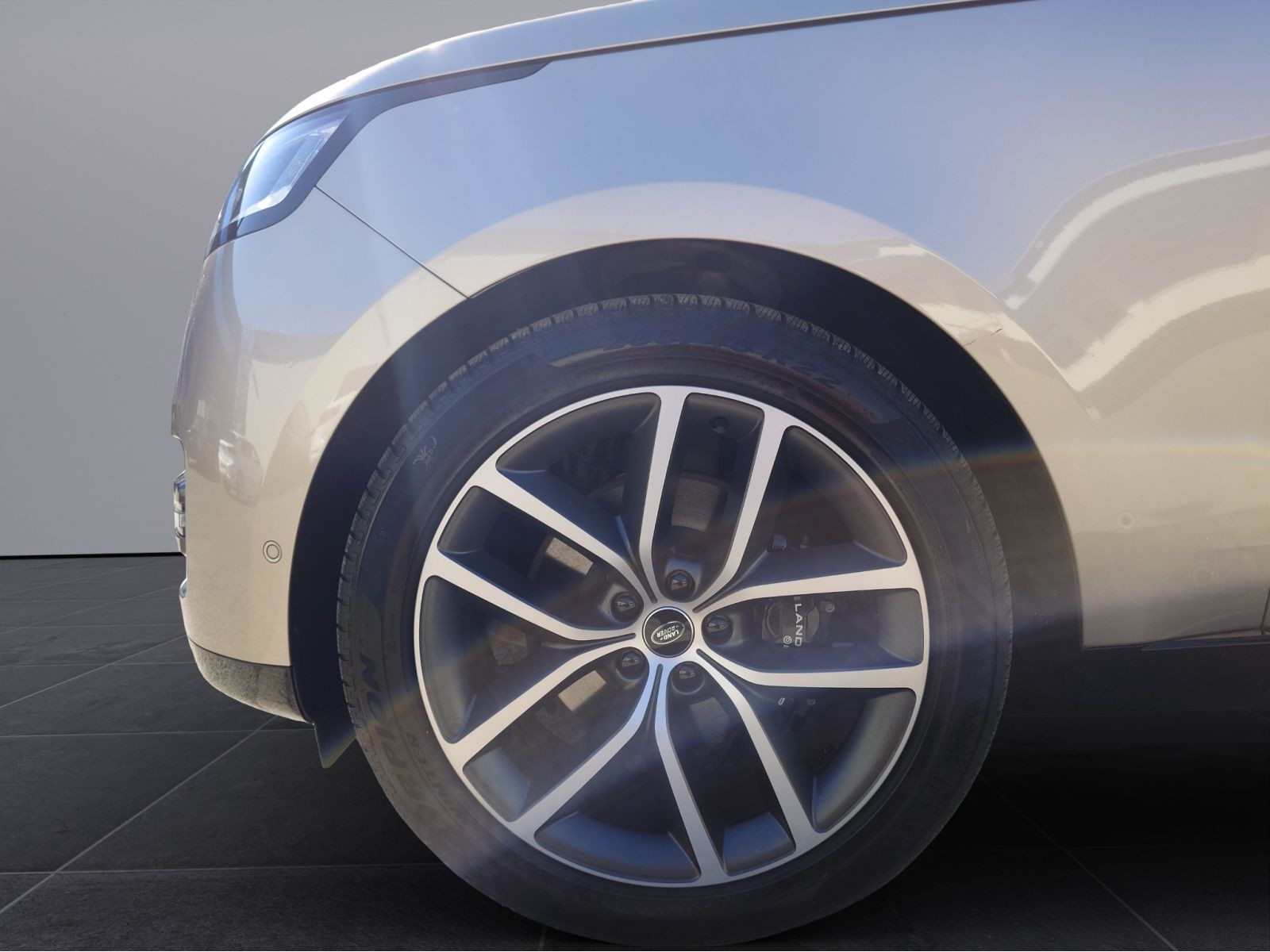Land Rover - Range Rover_9