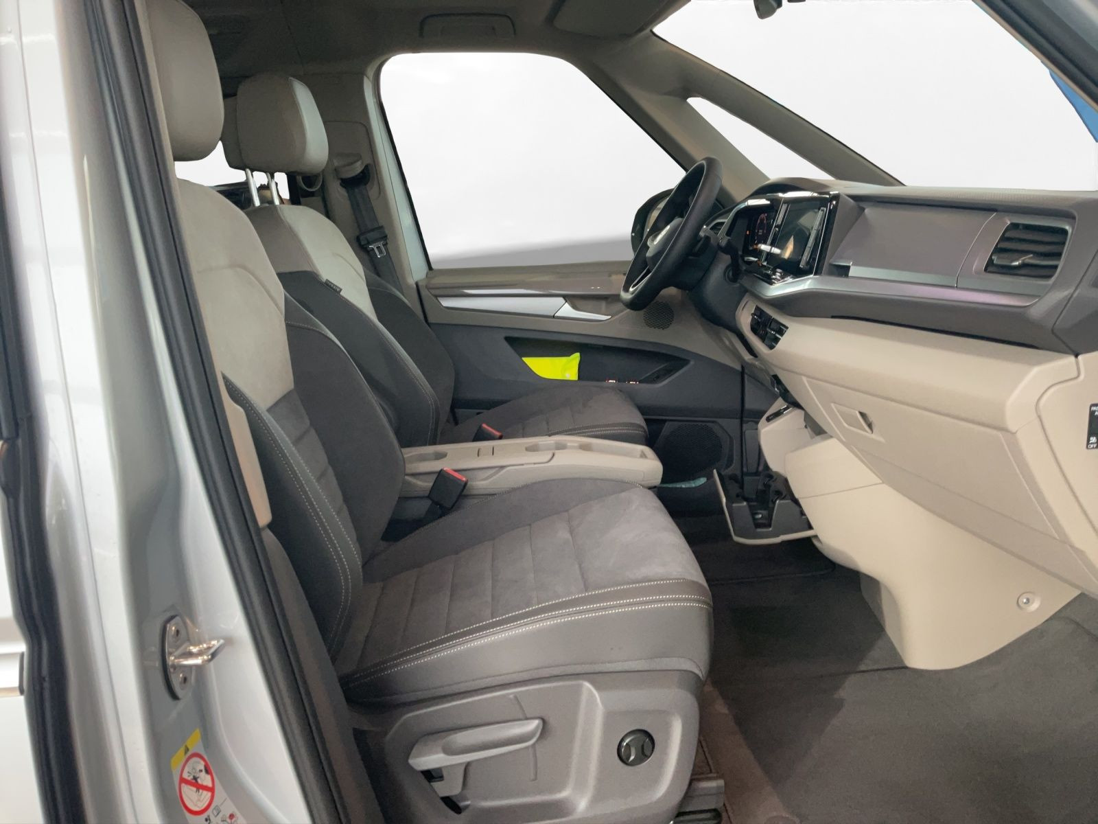 Volkswagen - Multivan_10