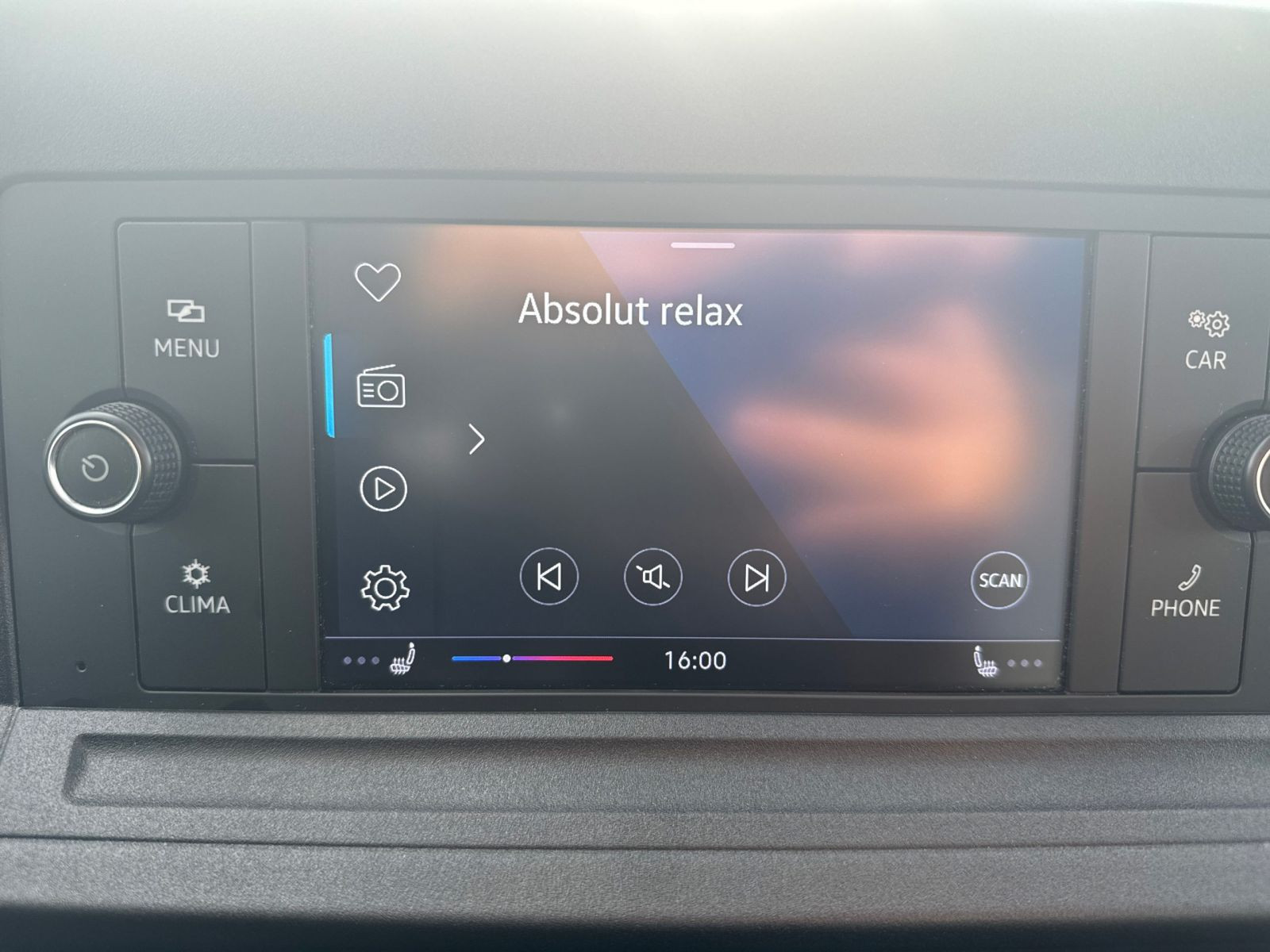 Volkswagen - Caddy_11