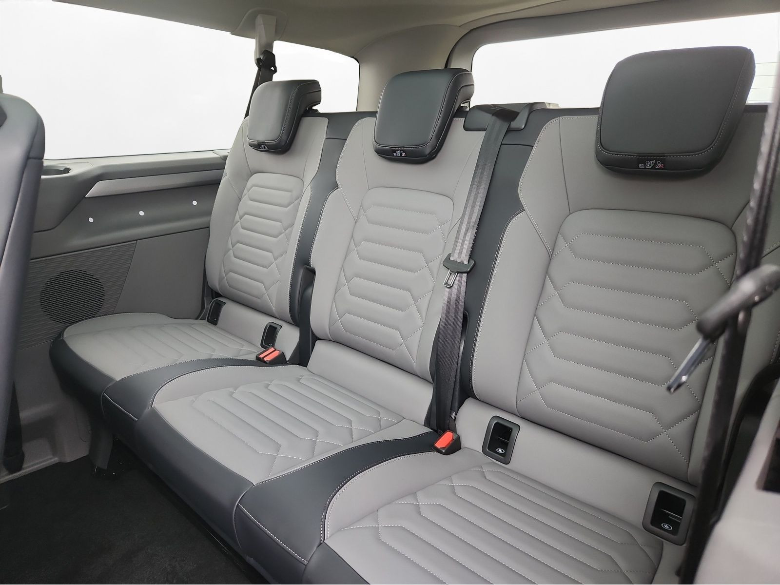 Volkswagen - Caravelle_20