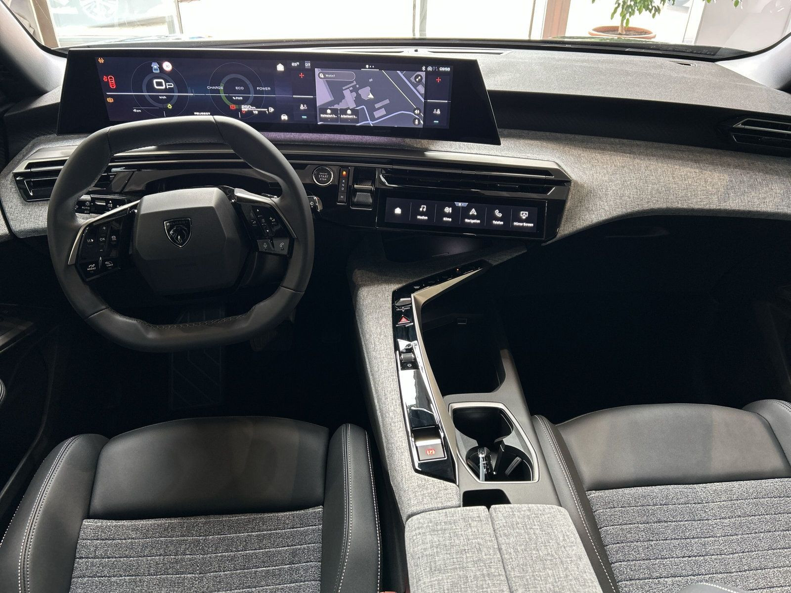 Peugeot - 5008_13