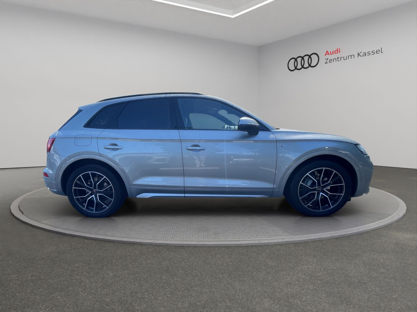 Audi - Q5_6