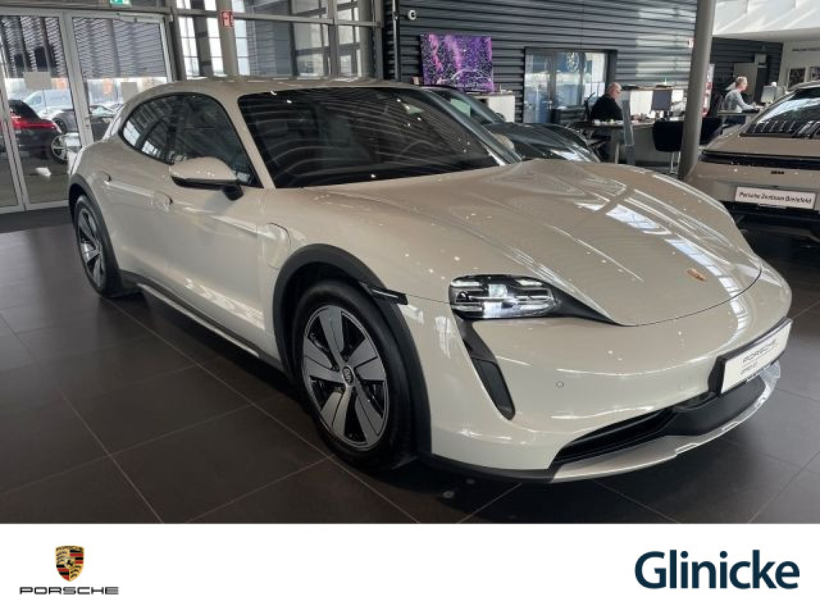 Porsche - Taycan_7