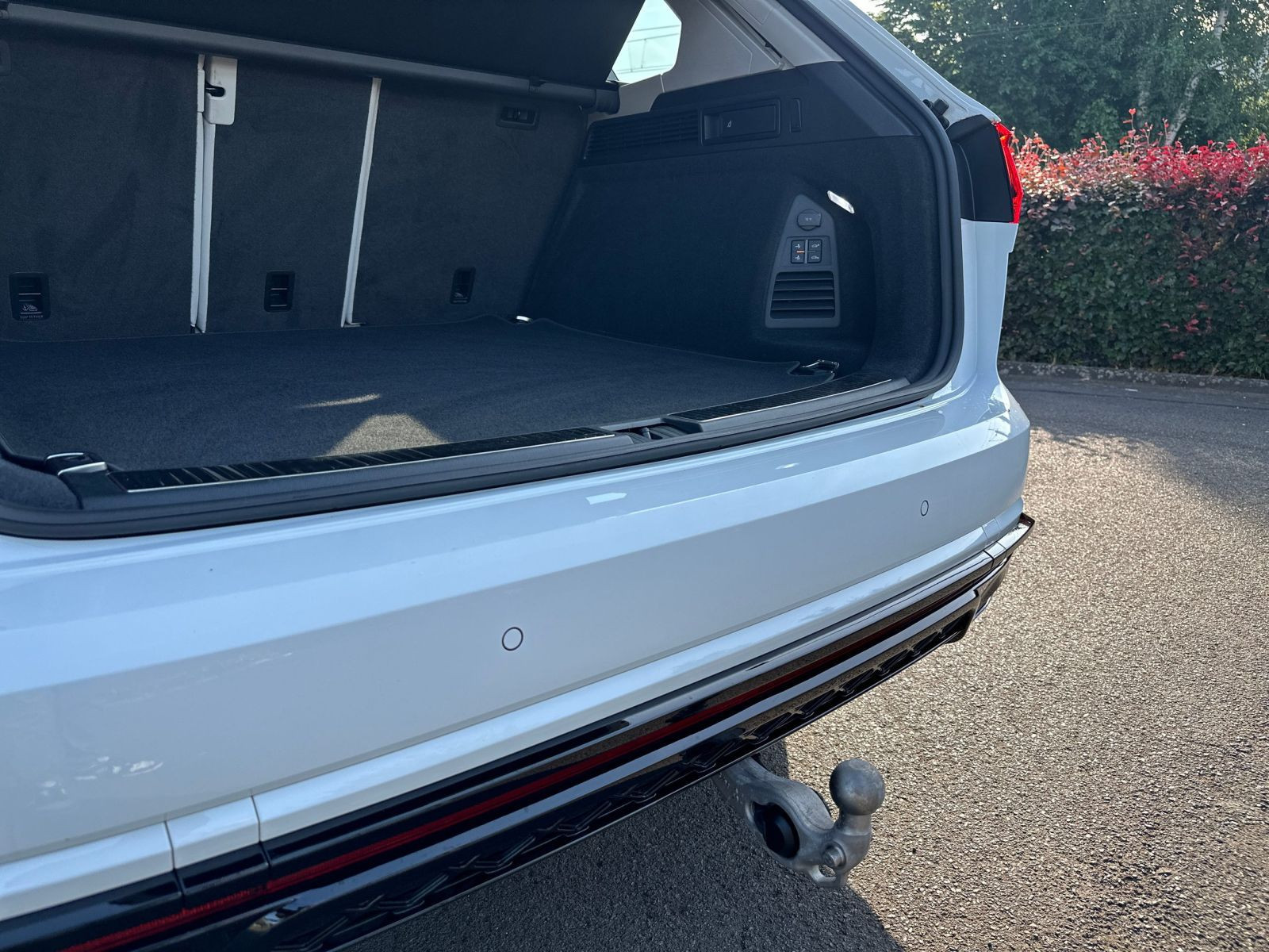 Volkswagen - Touareg_17